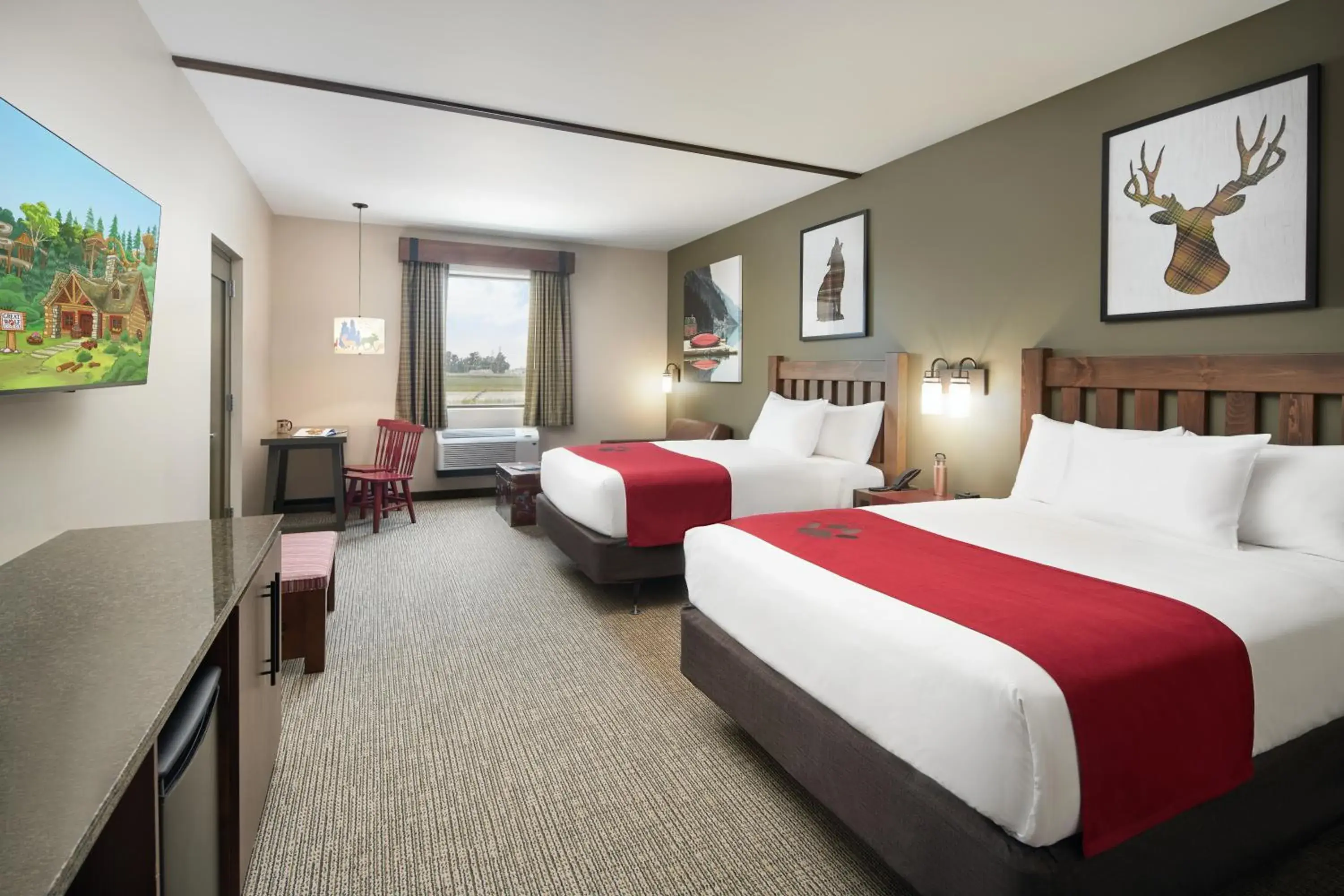 Deluxe Queen Suite Accessible Tub - Waterpark Access Included in Great Wolf Lodge Manteca Deluxe Queen Suite Accessible Tub - Waterpark Access Included in Great Wolf Lodge Manteca