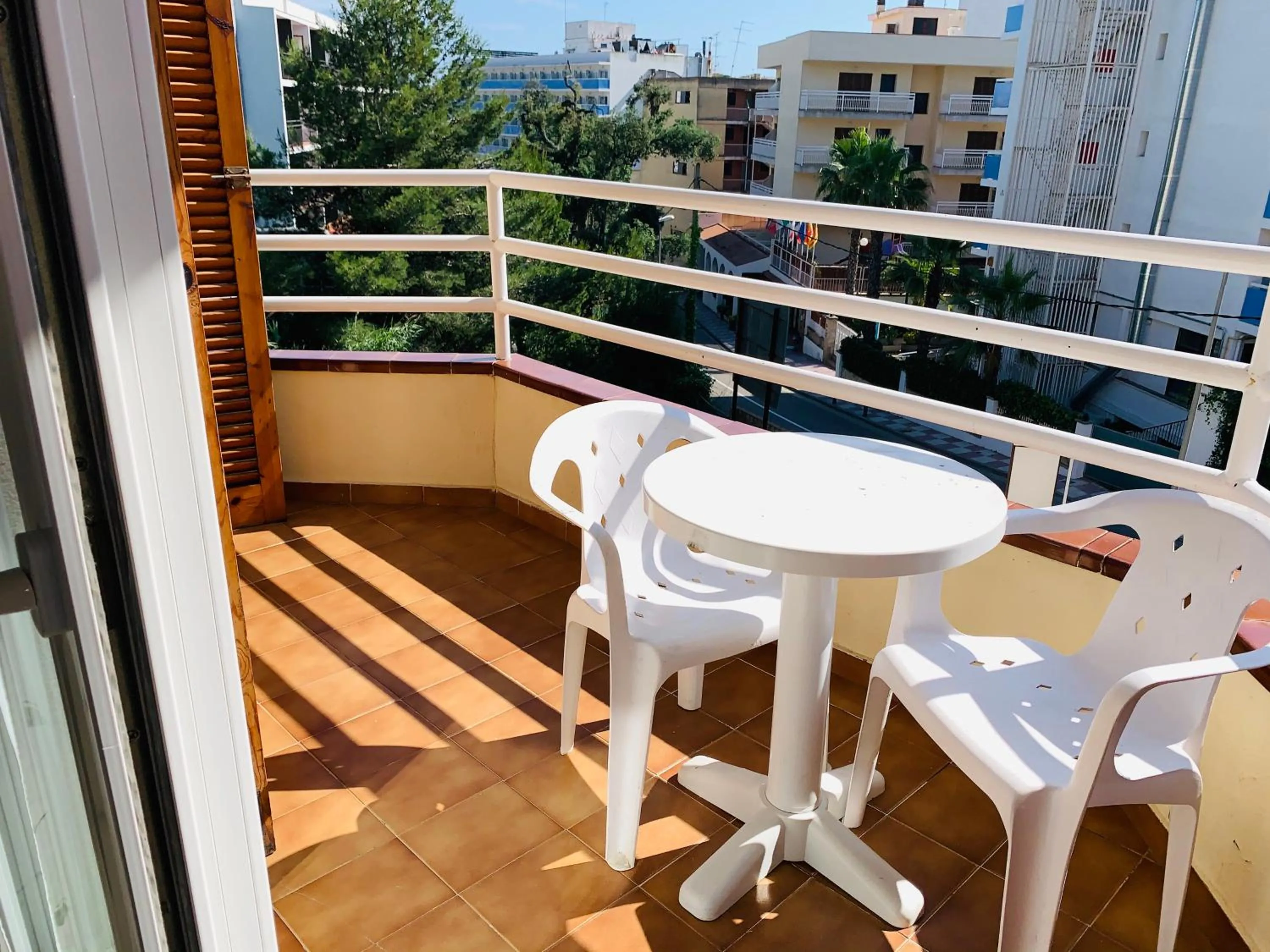 Eva Aparthotel