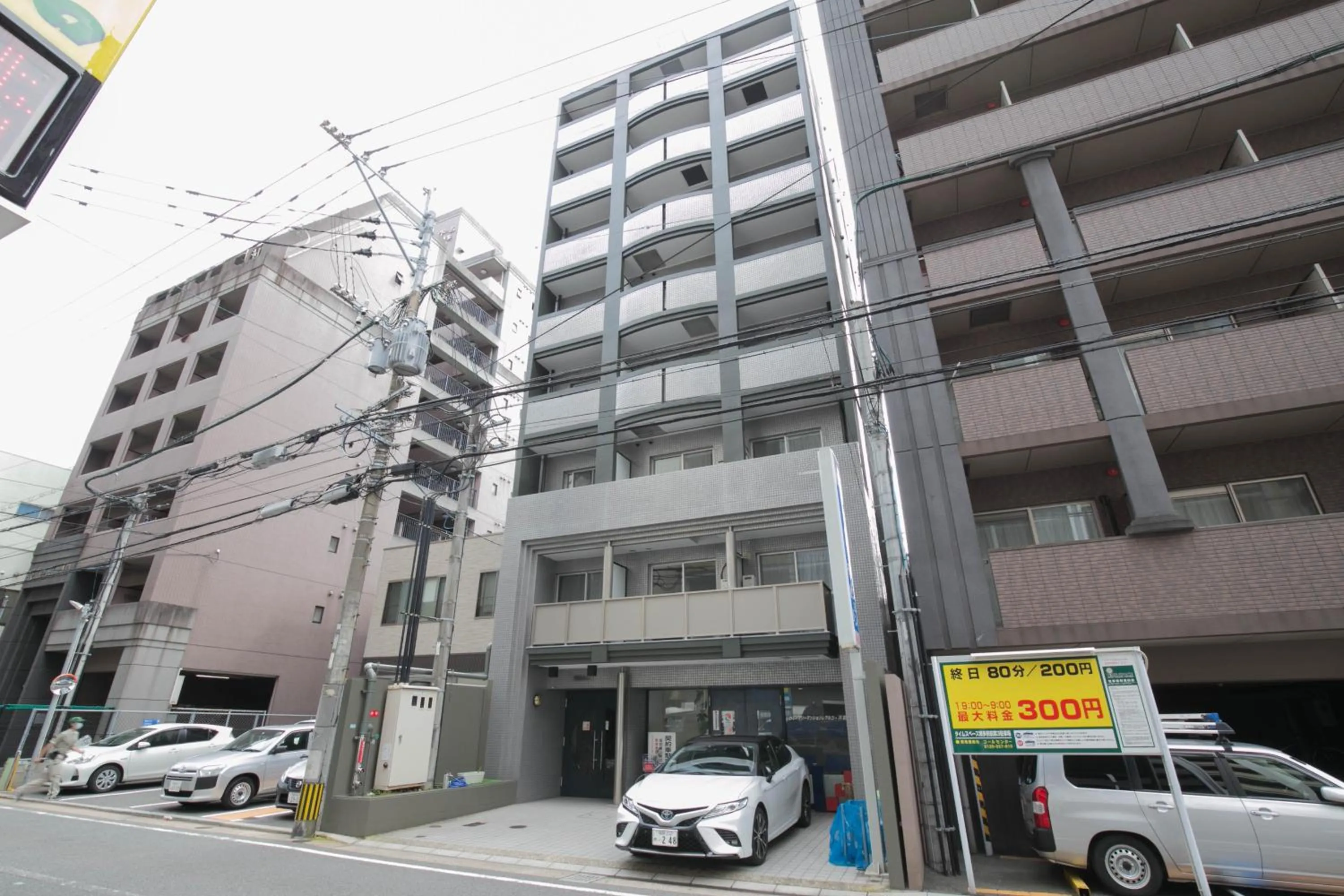 Property building in Wings Hakata