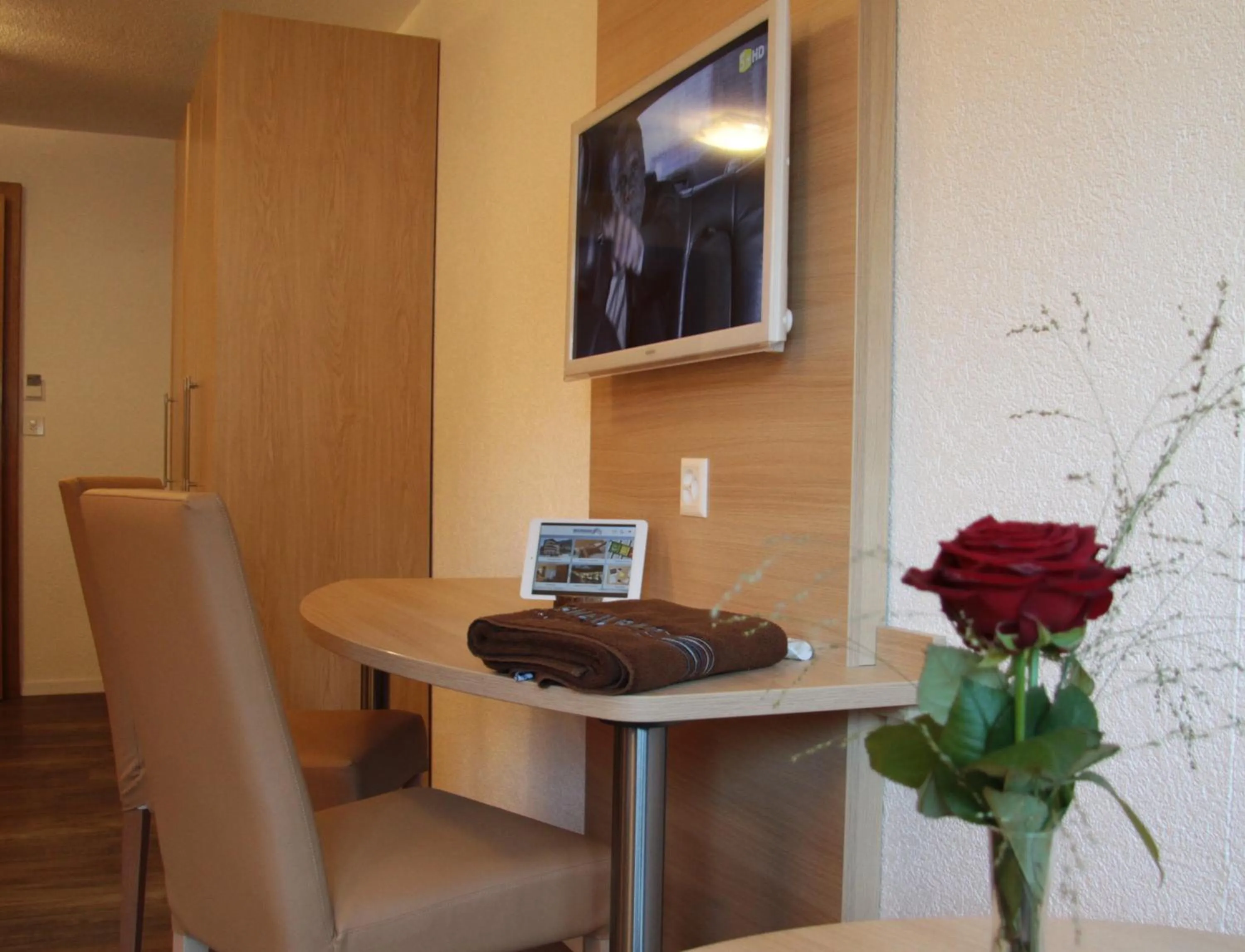 TV and multimedia in Therme 51° Hotel Physio & Spa