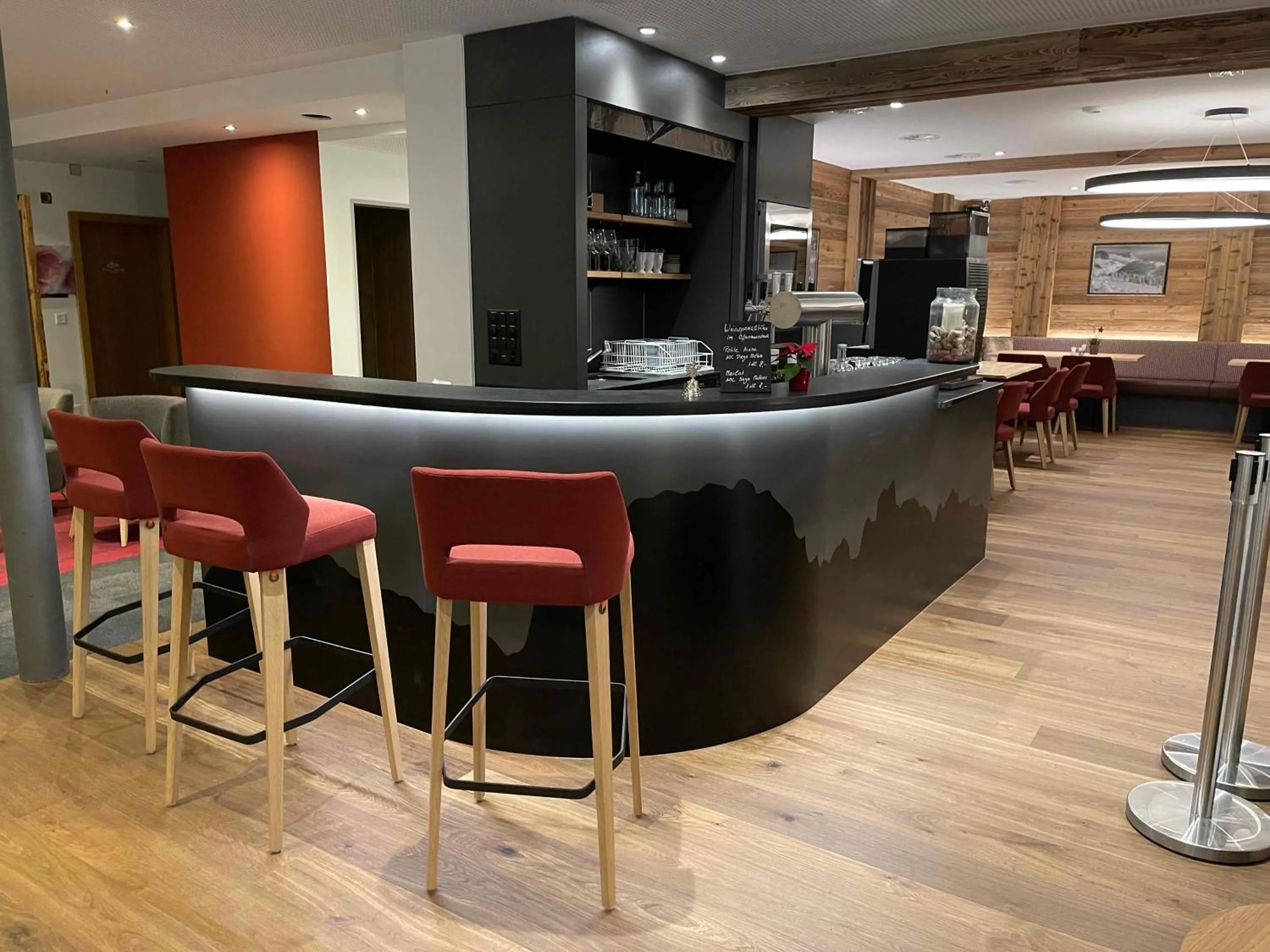 Lounge or bar in Therme 51° Hotel Physio & Spa