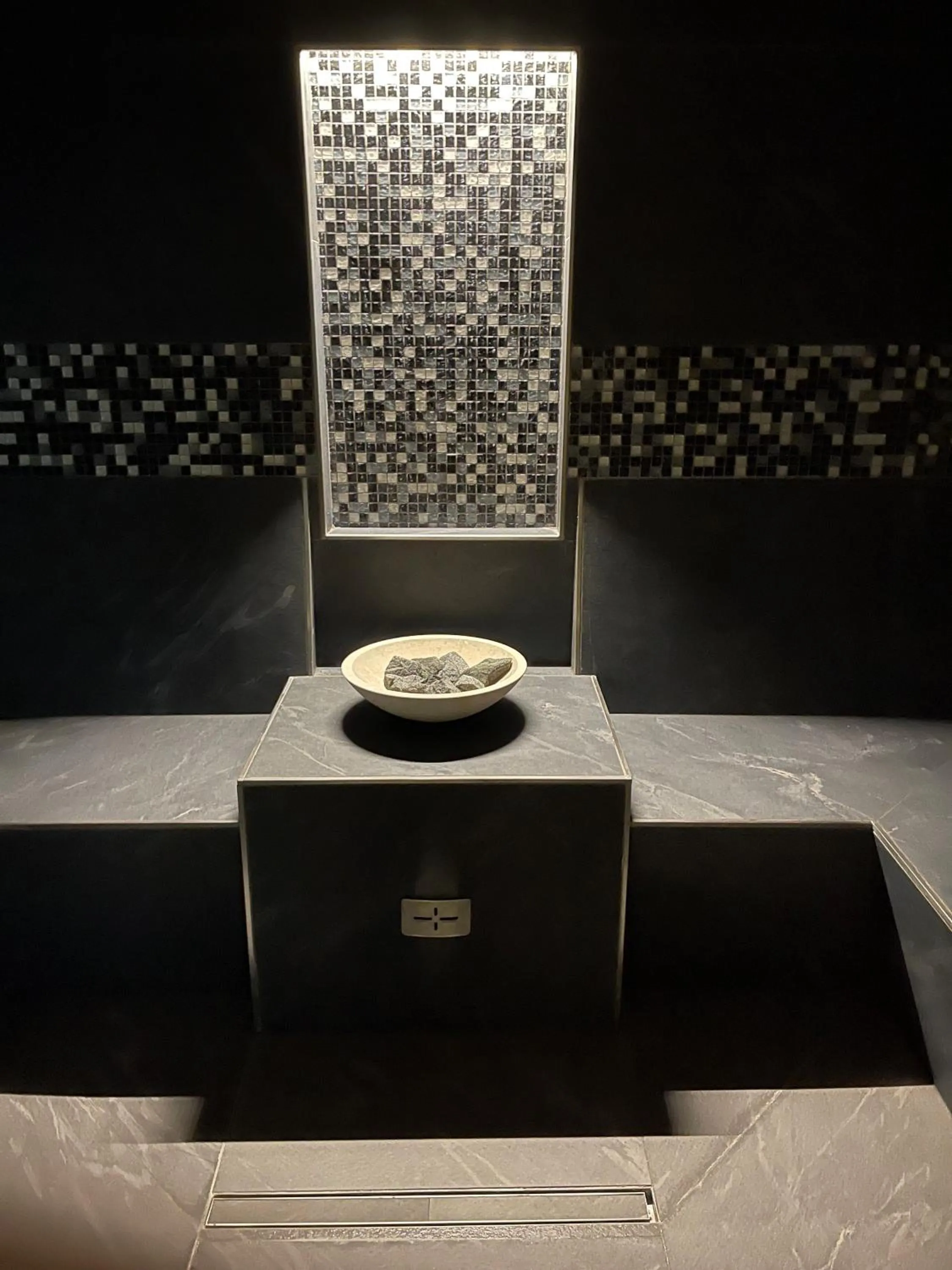 Spa and wellness centre/facilities in Therme 51° Hotel Physio & Spa