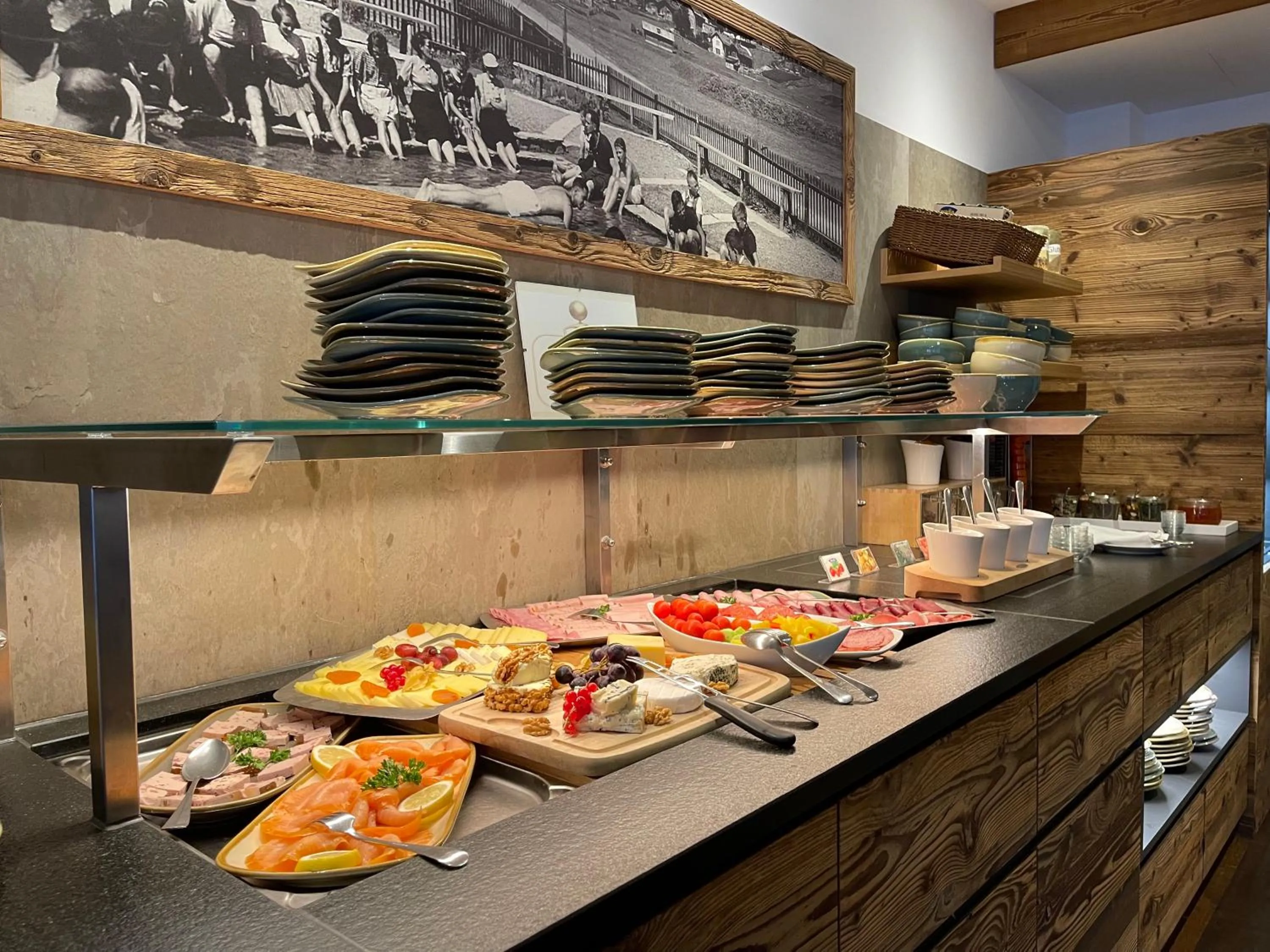 Buffet breakfast in Therme 51° Hotel Physio & Spa