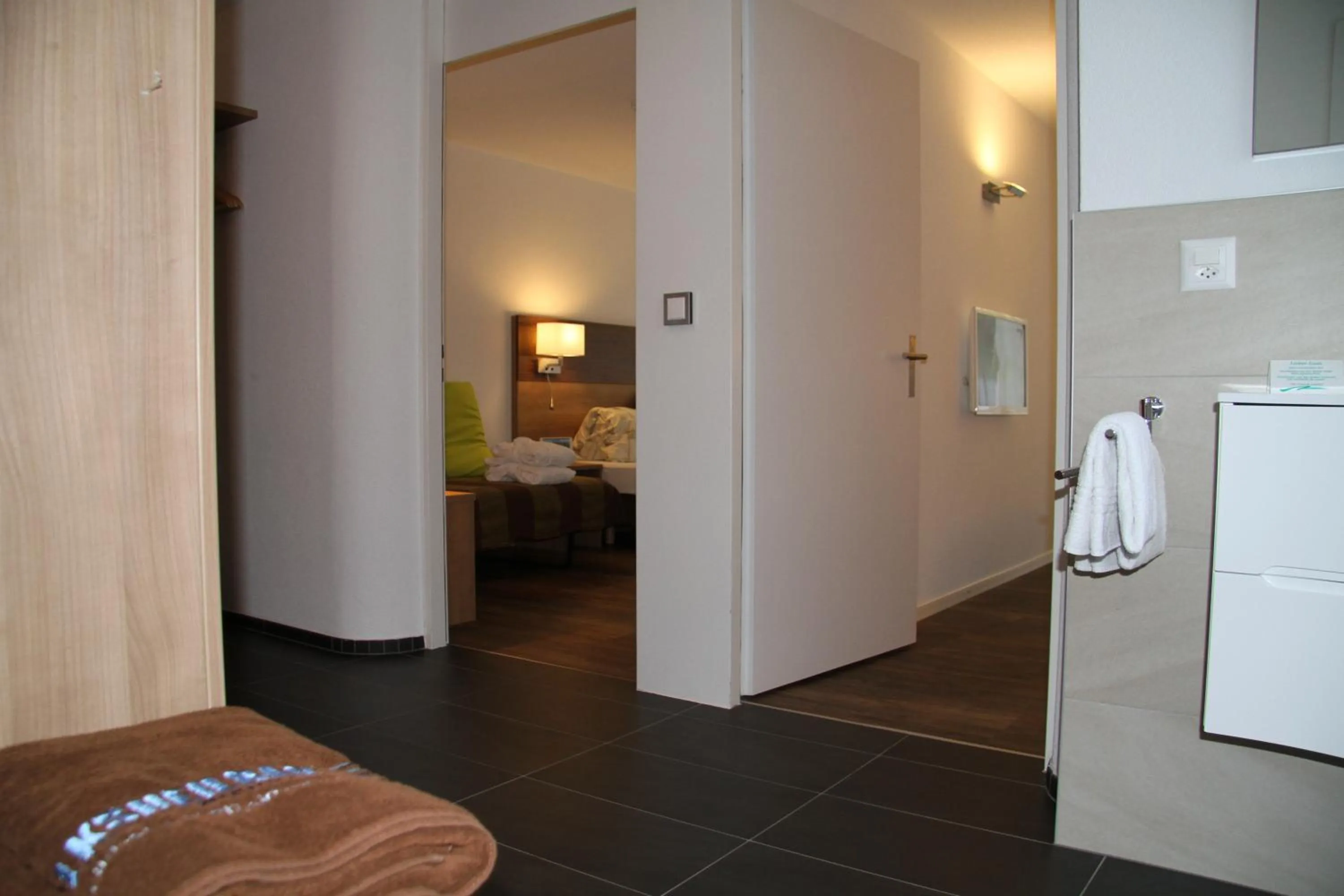 Bedroom, Bed in Therme 51° Hotel Physio & Spa