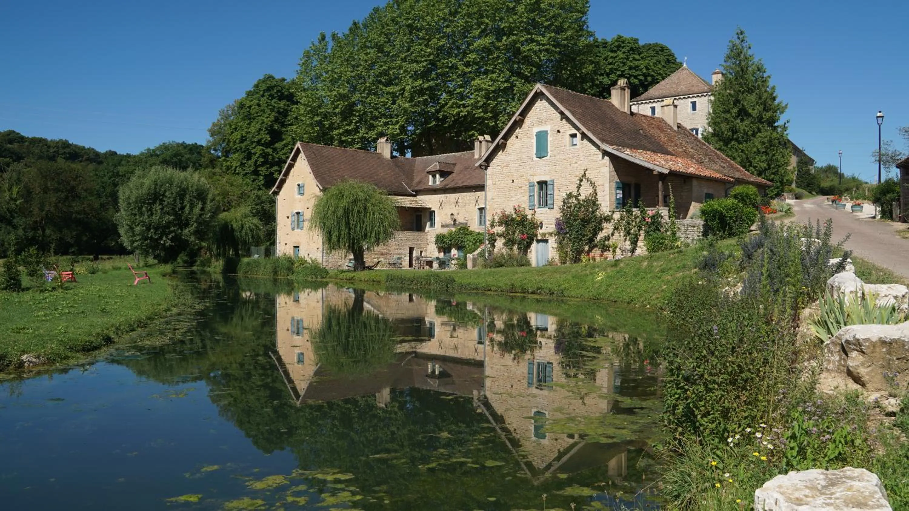 River view in Les maisons vigneronnes