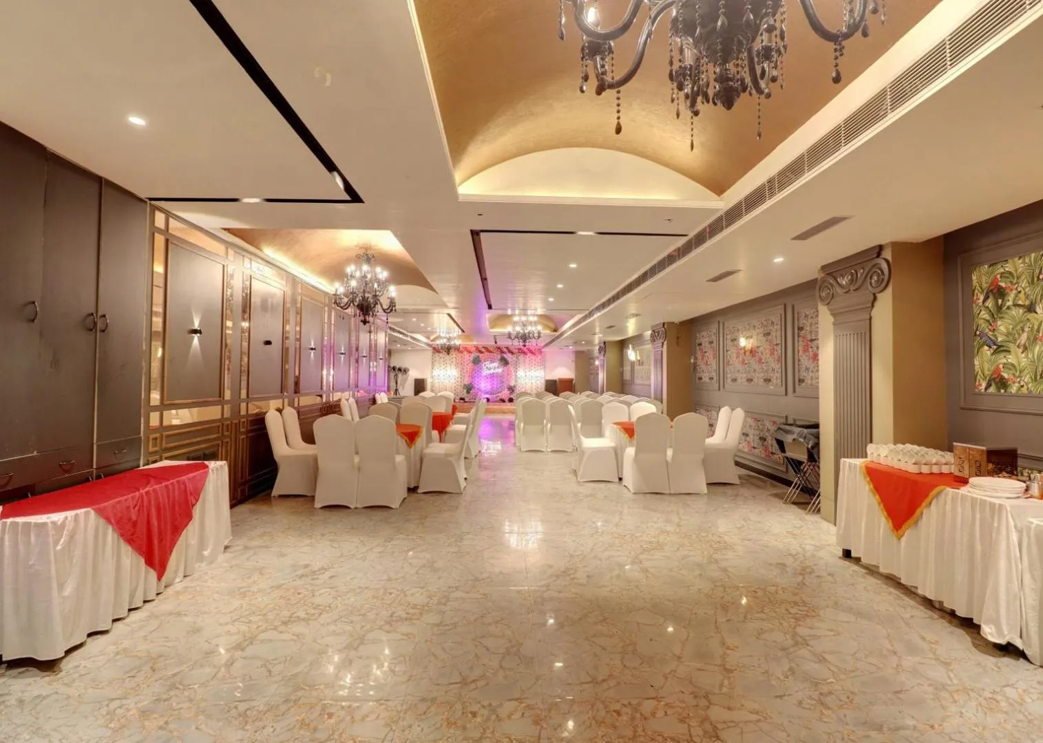 Banquet/Function facilities in Hotel Mystic Falls