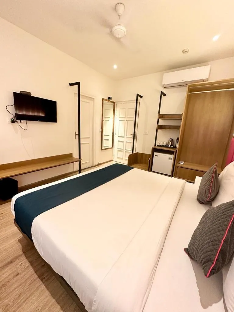 Bed in Hotel Mystic Falls