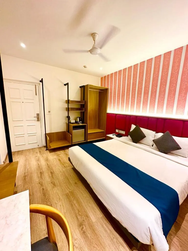 Bedroom, Bed in Hotel Mystic Falls