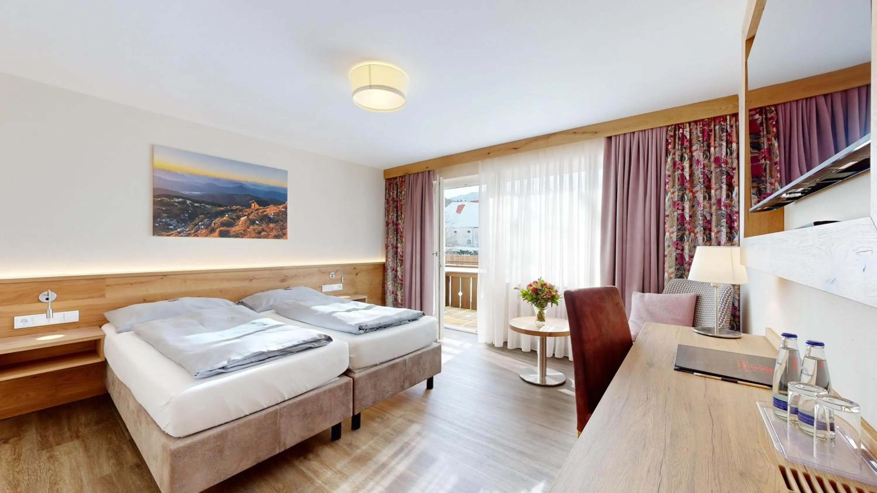 Bed in Hotel Friedenseiche