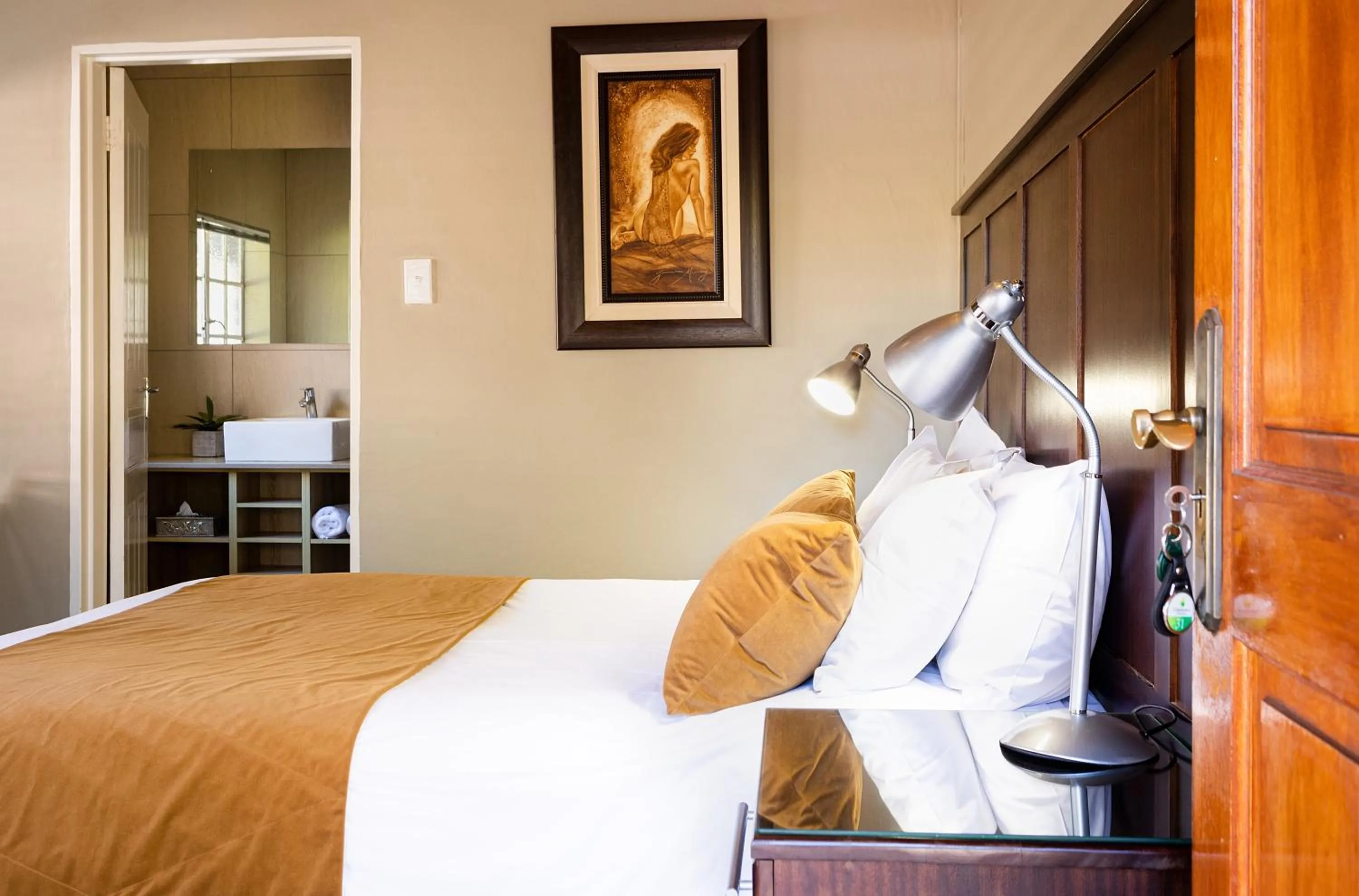 Bed in Kathu Gamagara Lodge