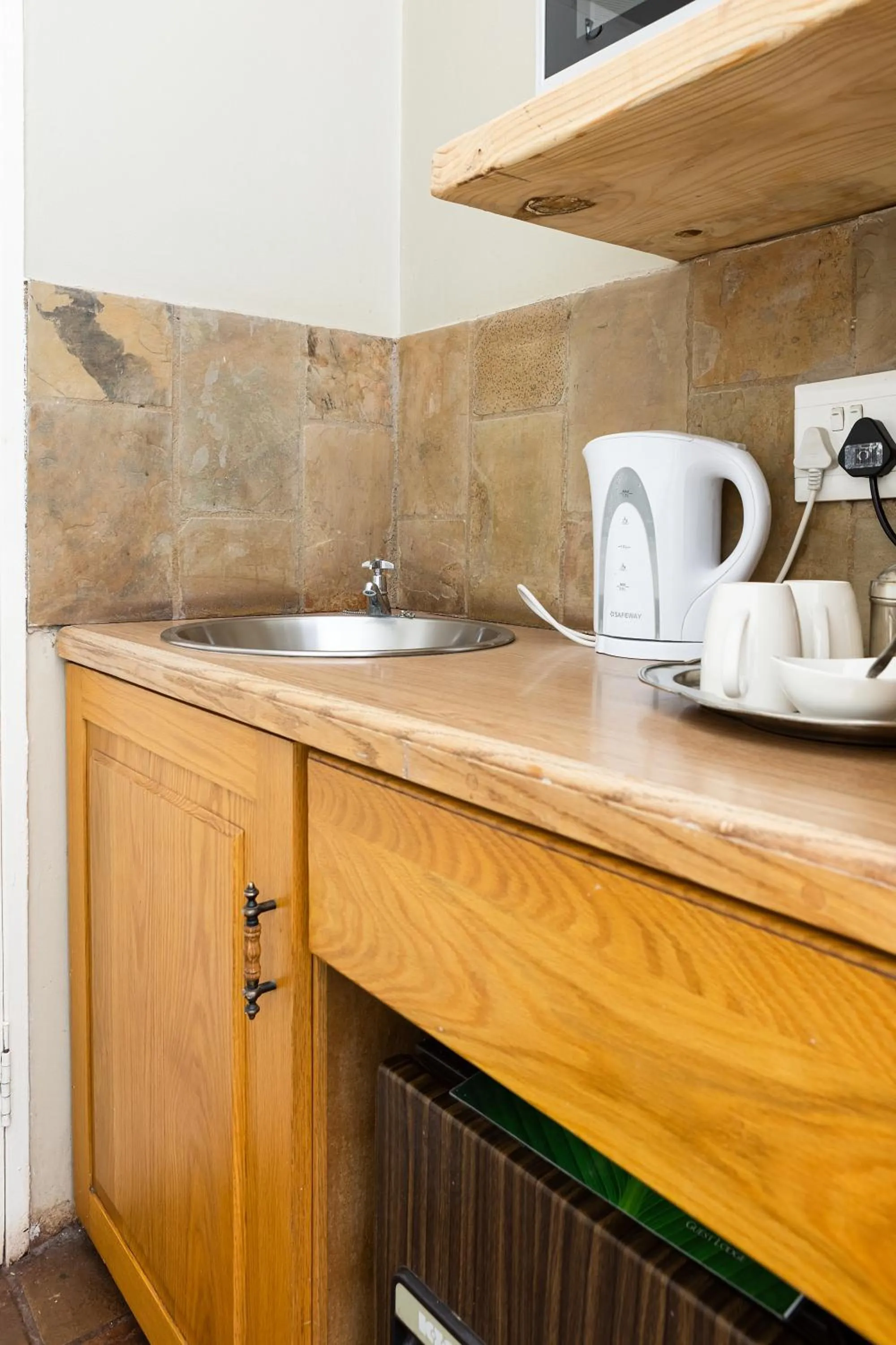 Kathu Gamagara Lodge