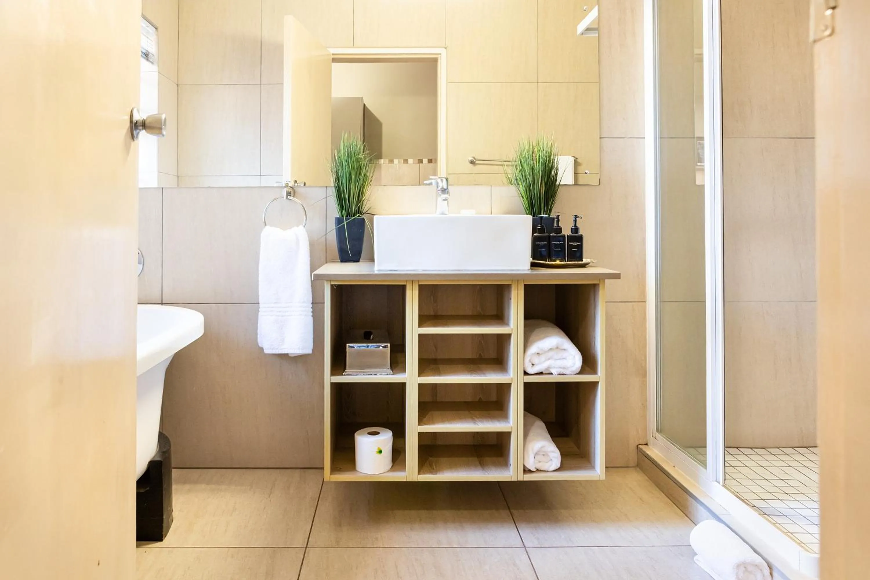 Kathu Gamagara Lodge