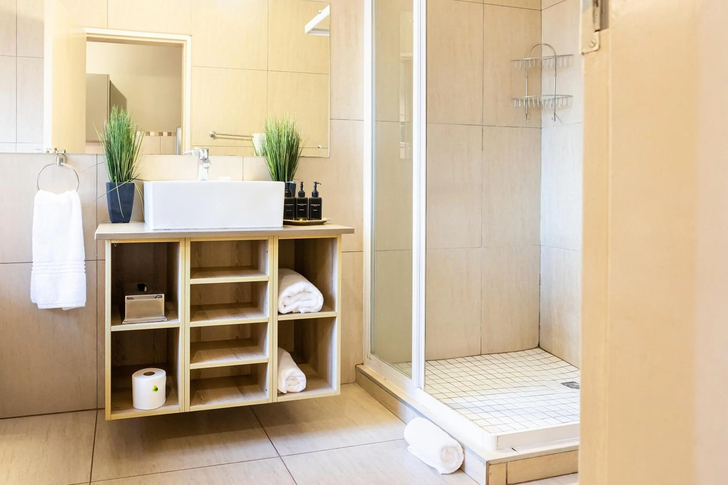 Kathu Gamagara Lodge