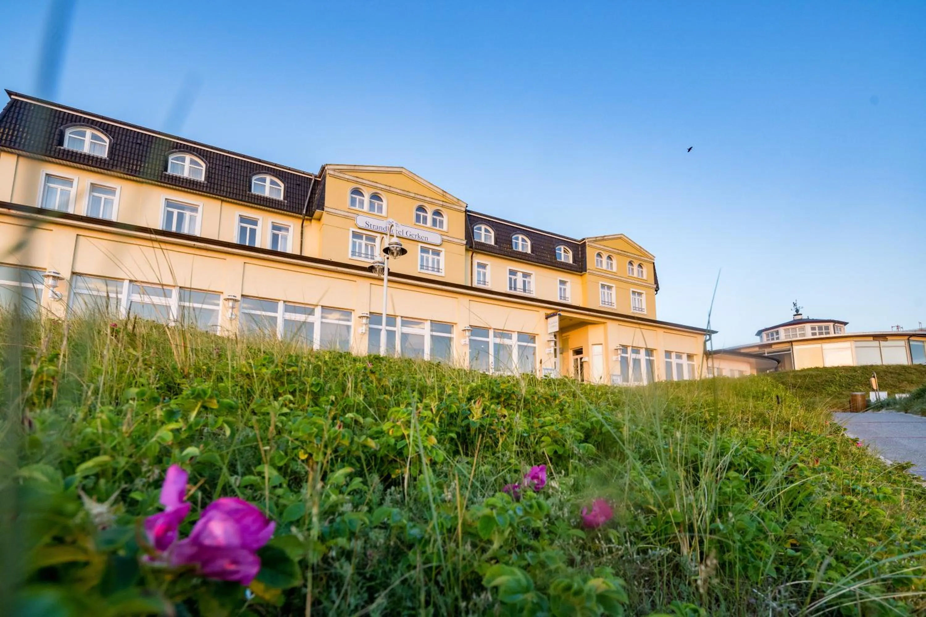 Property building in Strandhotel Gerken