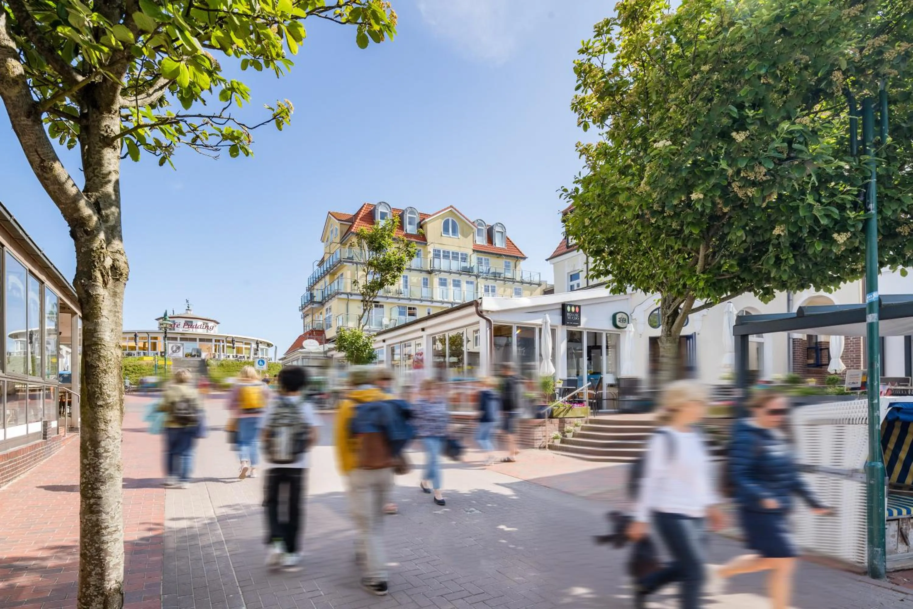Staff in Strandhotel Gerken
