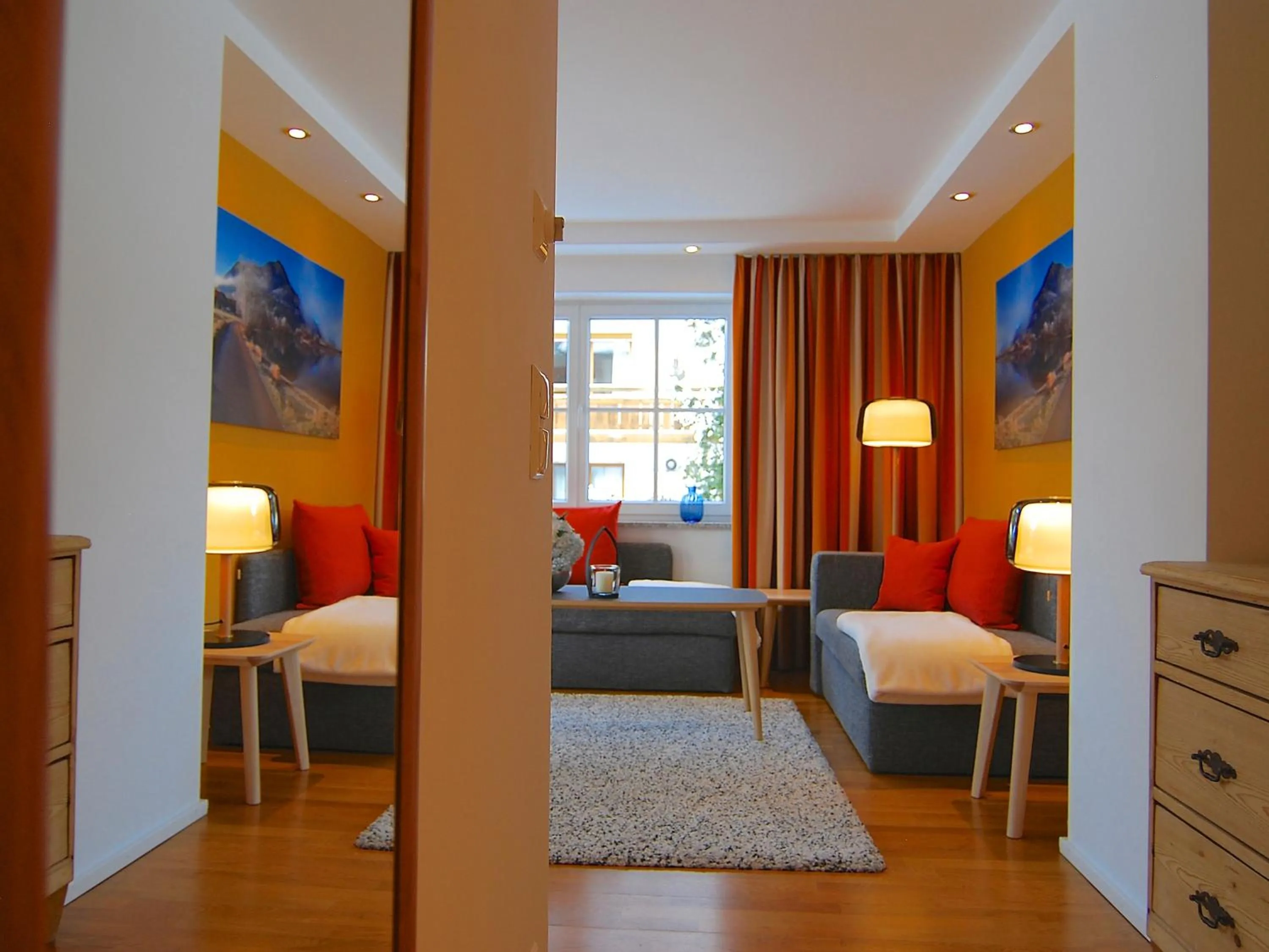 Staff, Bed in Hotel Hubertus Schliersee