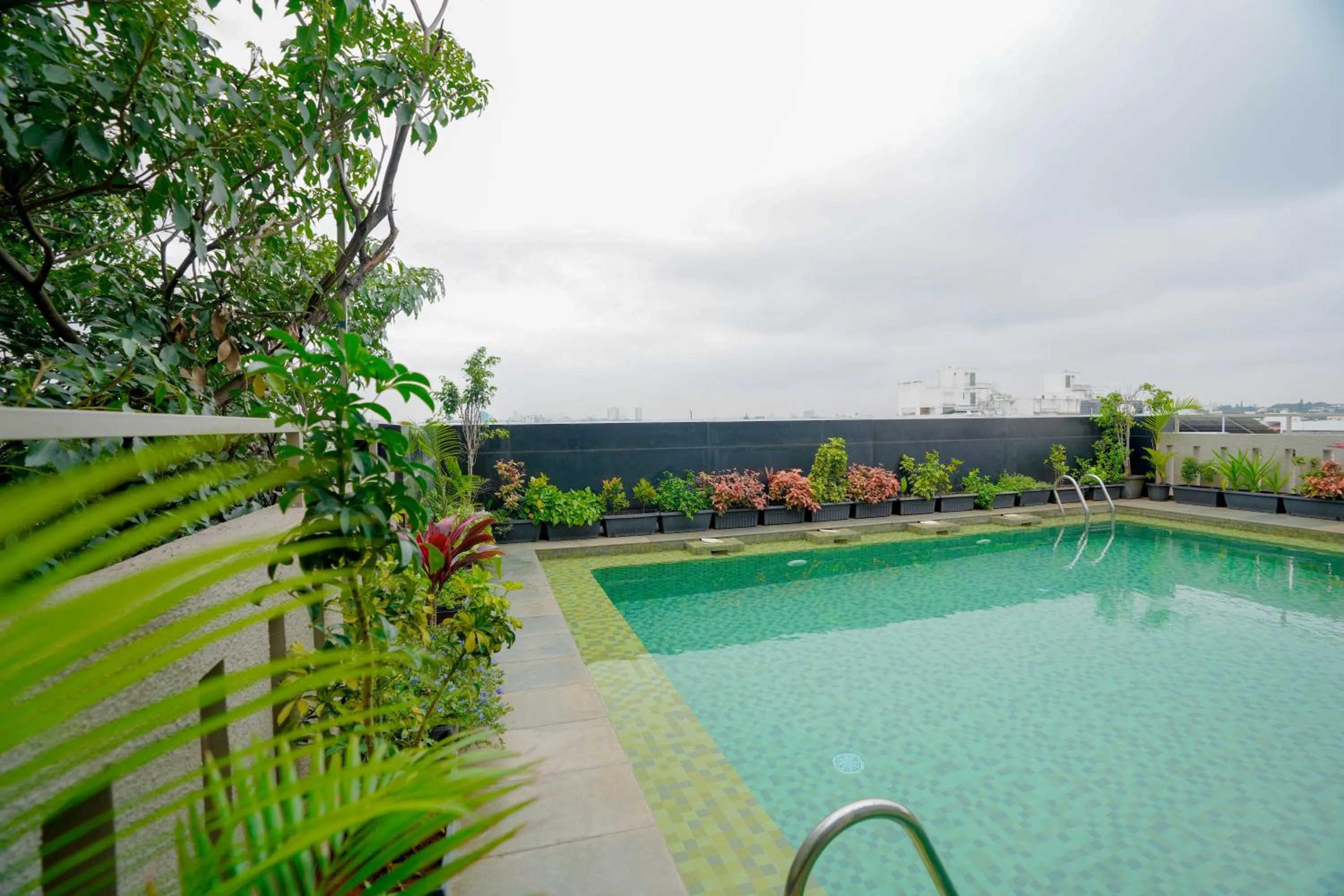 Swimming pool in Lazdana Hotel Bangalore