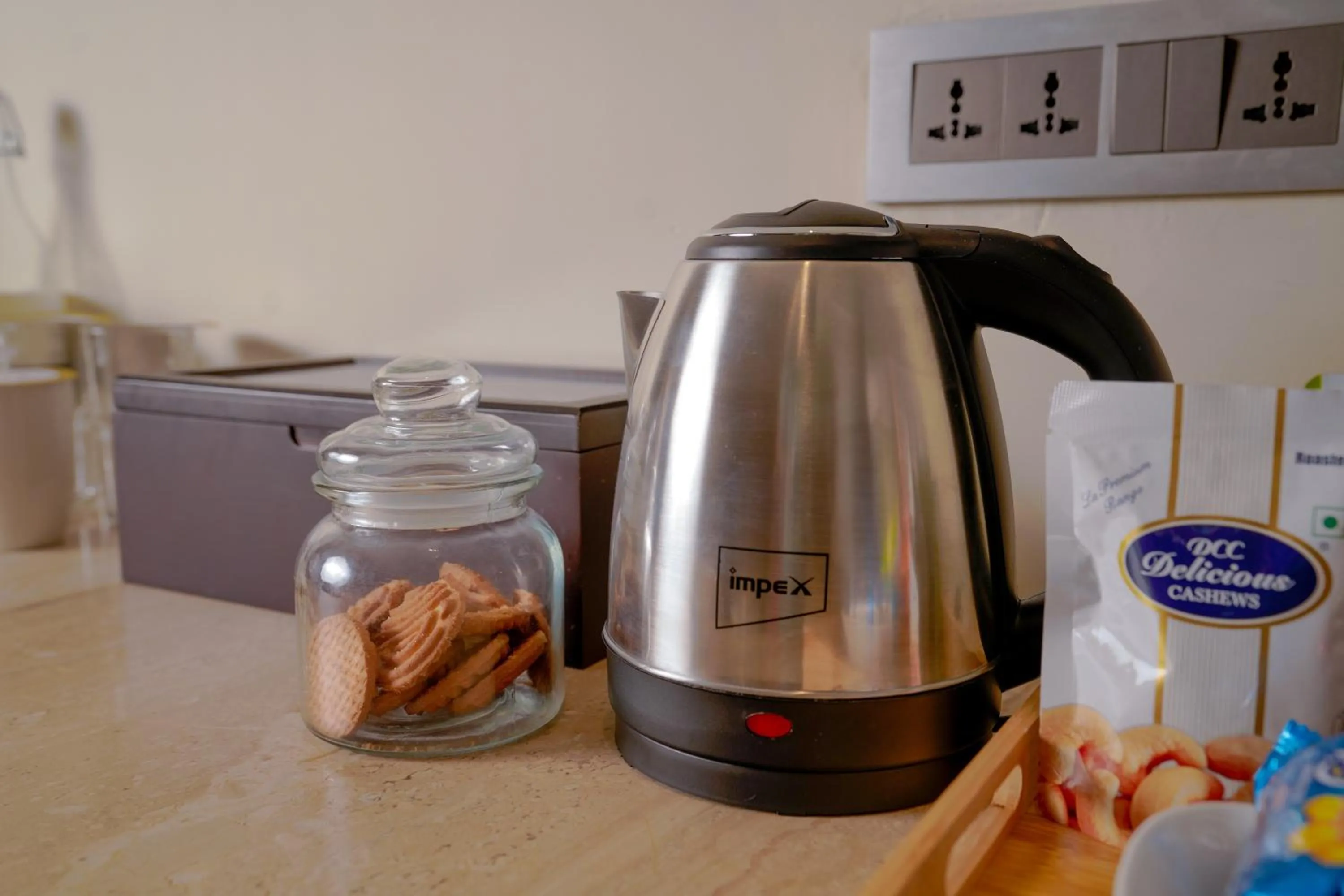 Coffee/tea facilities in Lazdana Hotel Bangalore