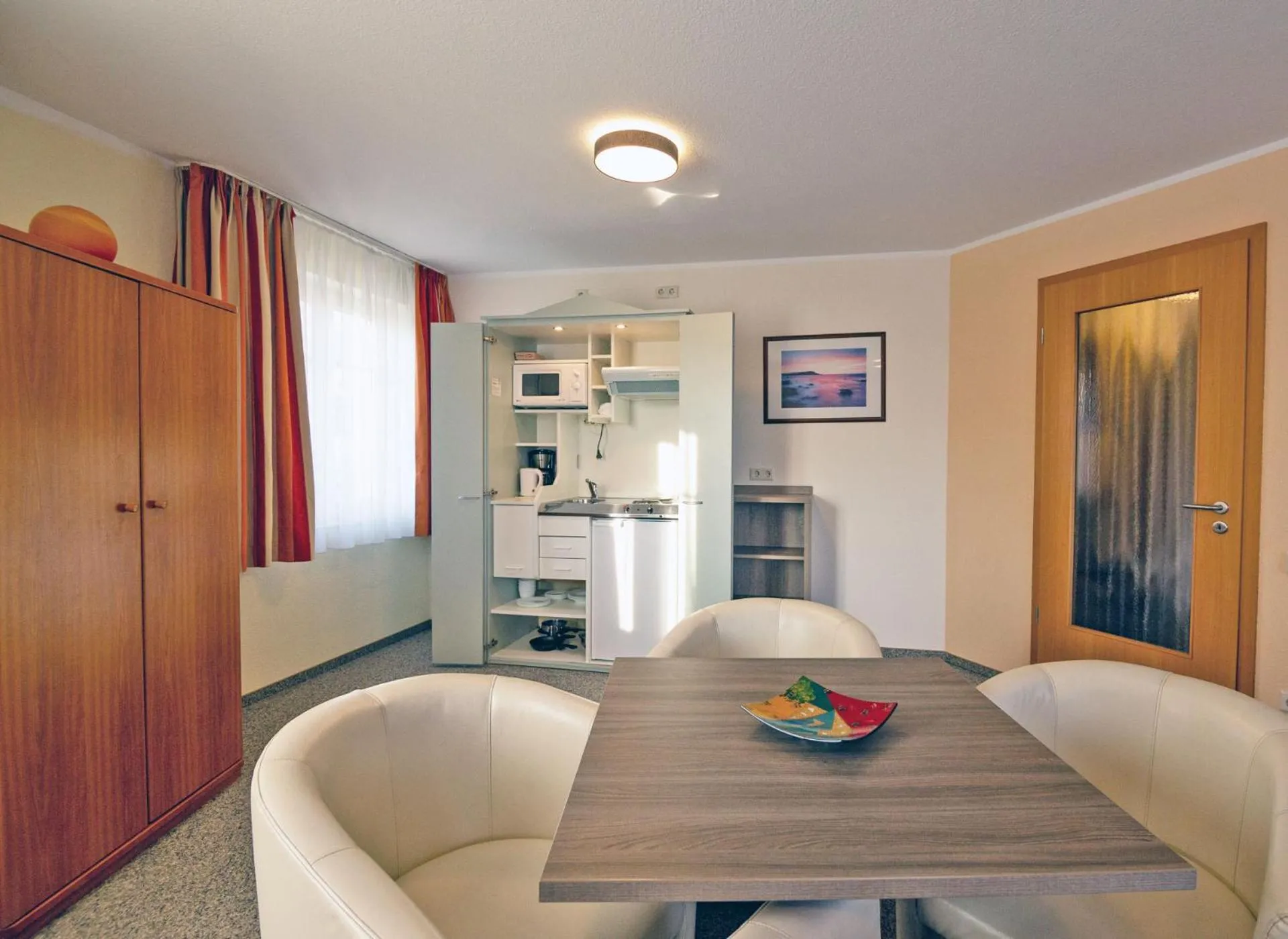 Kitchen or kitchenette in Hotel Zur Sonne