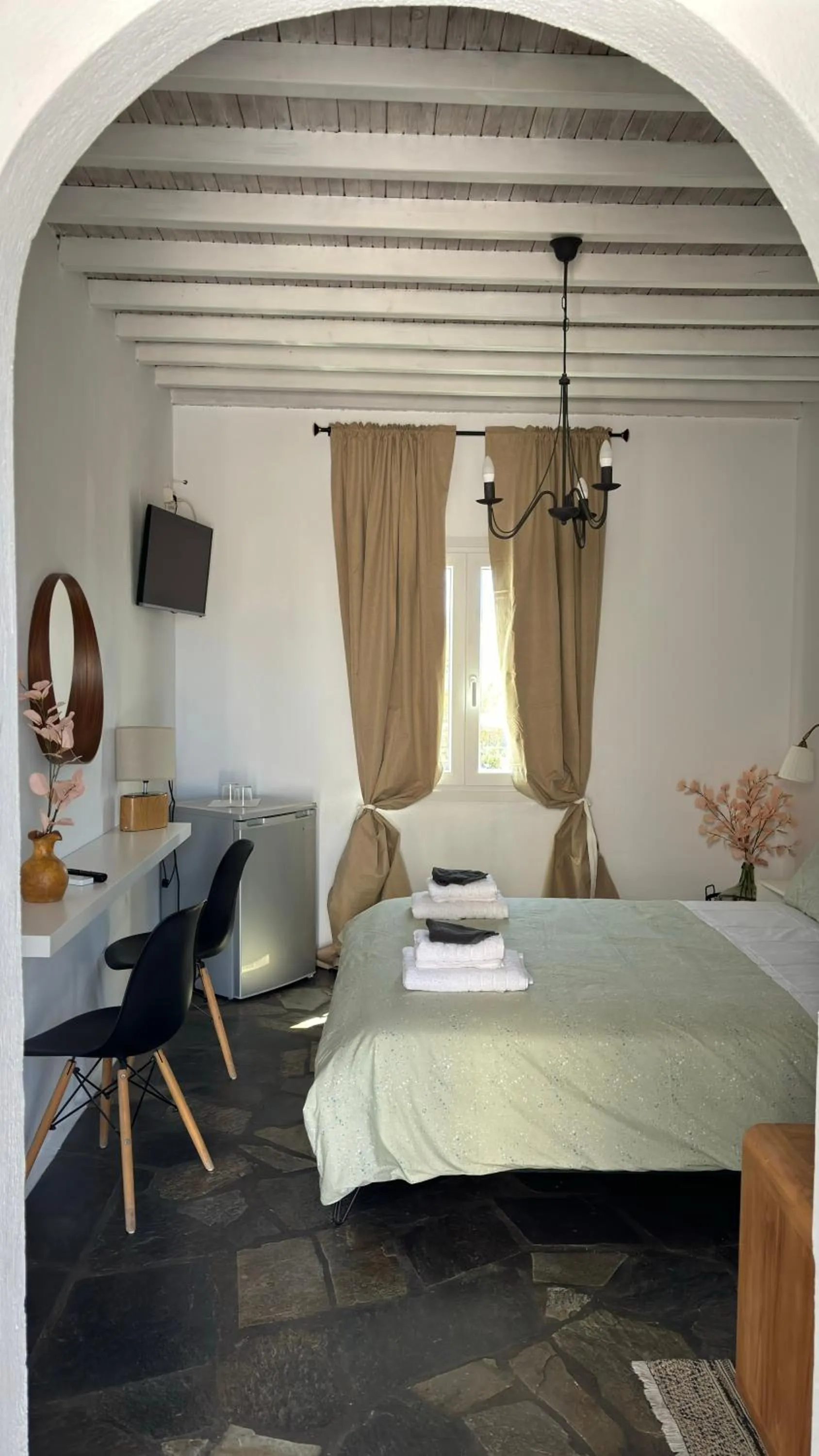 Bed in Vougli View Mykonos