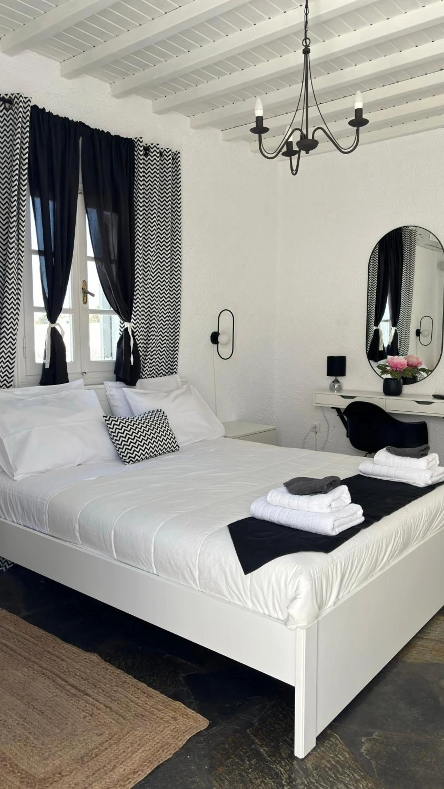 Bed in Vougli View Mykonos