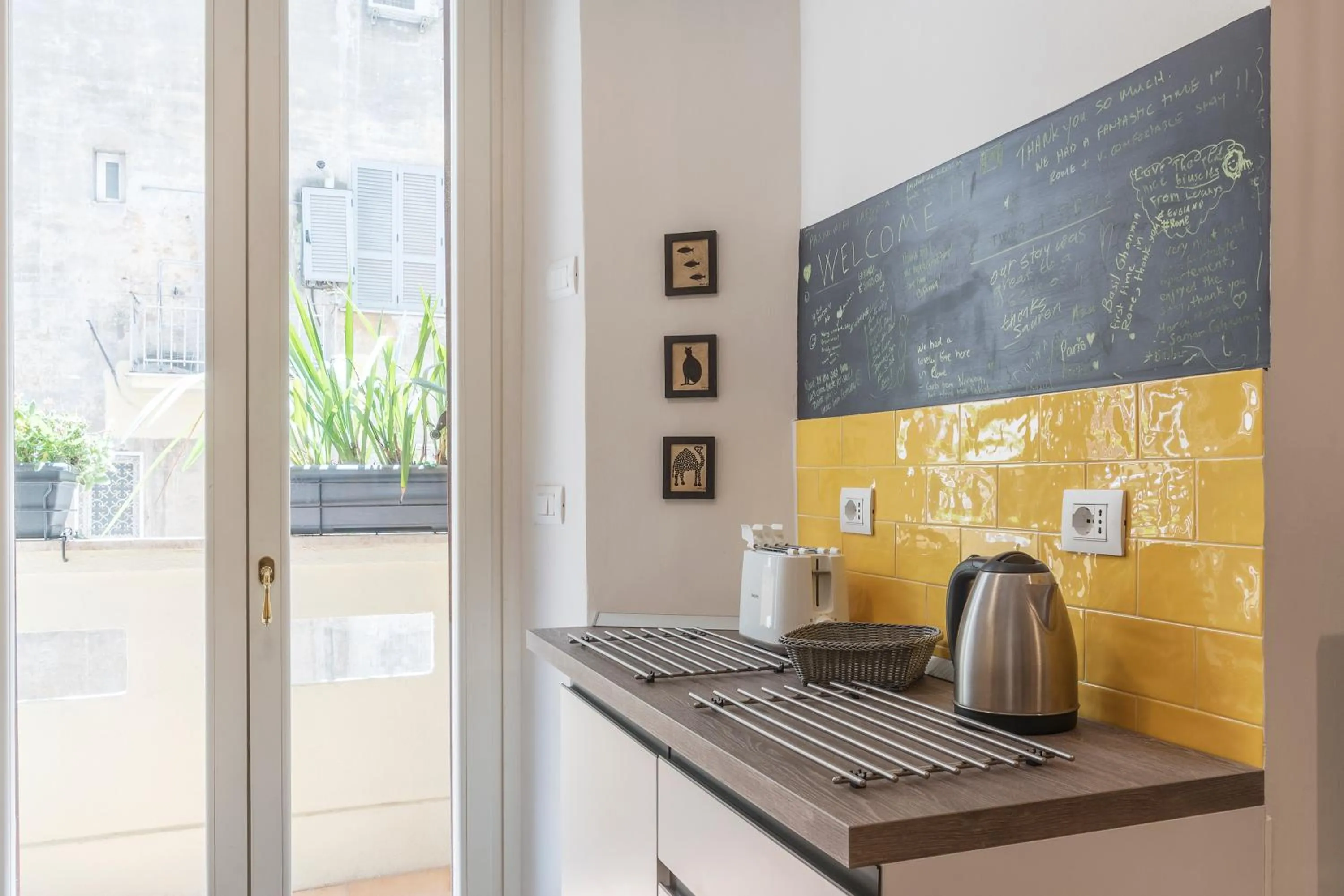 Kitchen or kitchenette in GuestHost - San Giovanni Laterano Cozy Flat