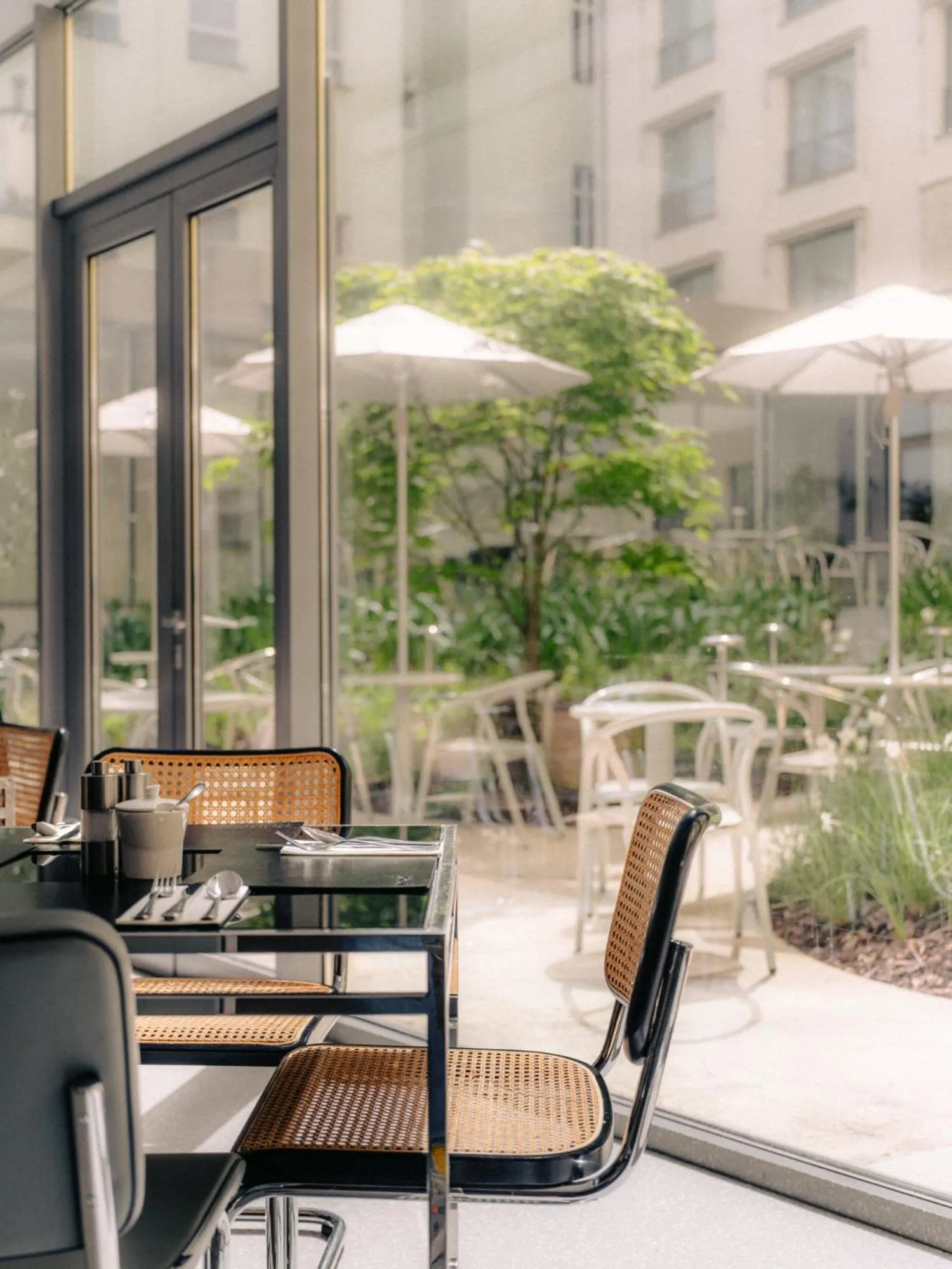 Restaurant/places to eat in Hotel Josef