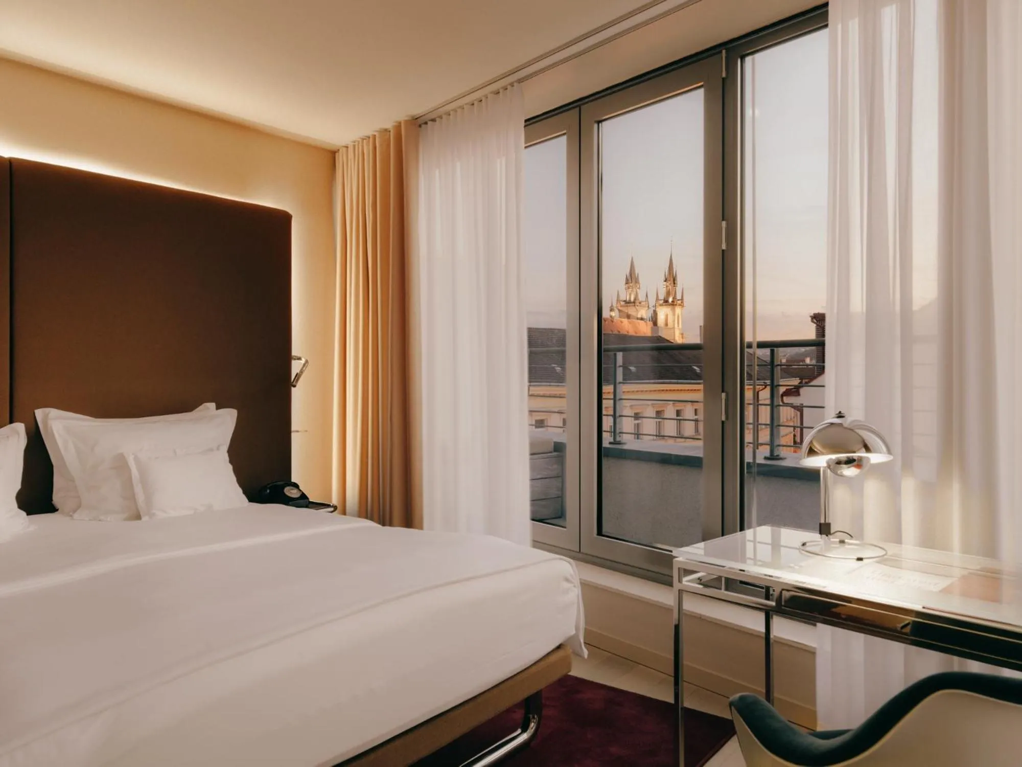 City view, Bed in Hotel Josef