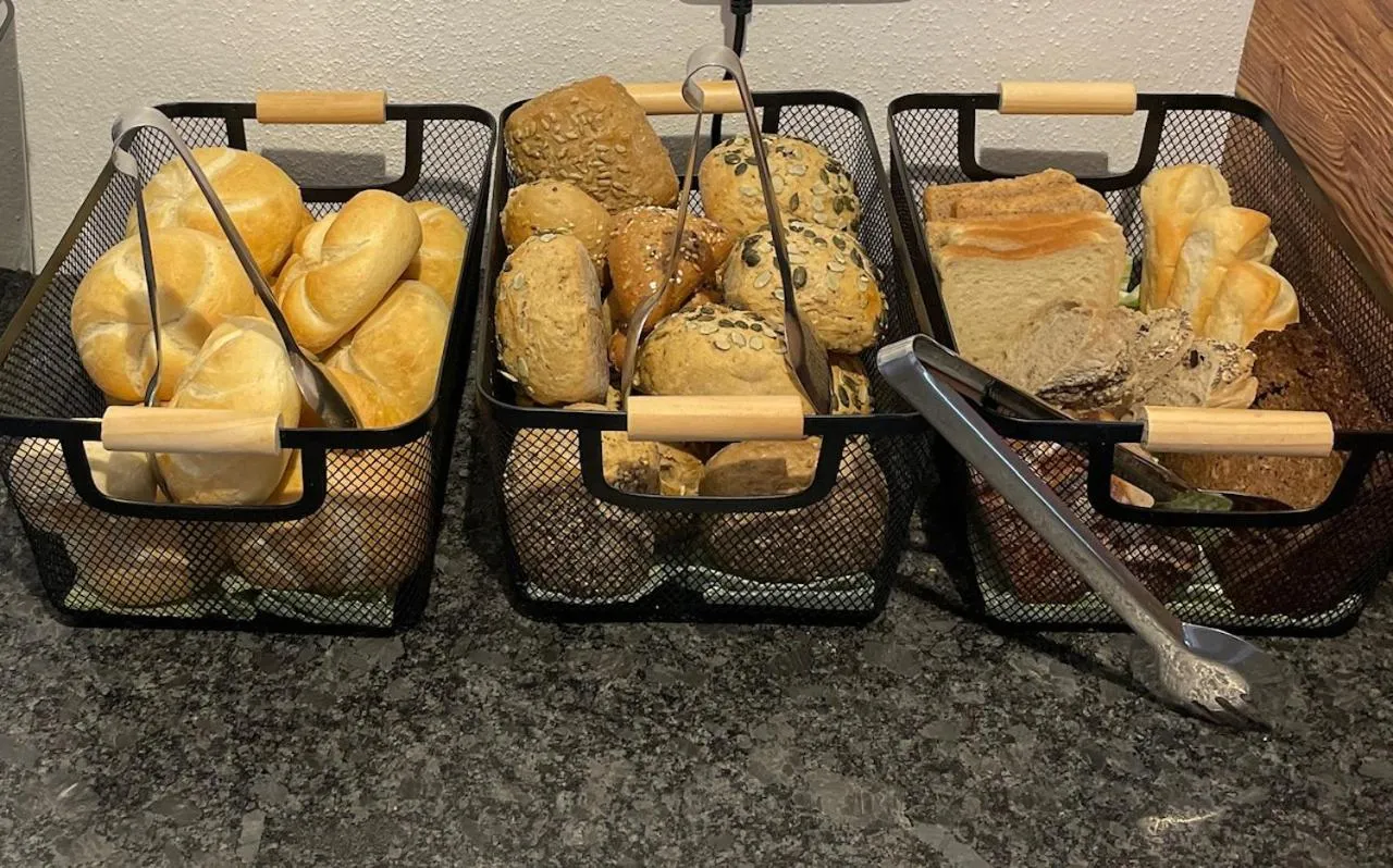 Breakfast in Gästehaus und Ferienwohnungen Egglerlehen