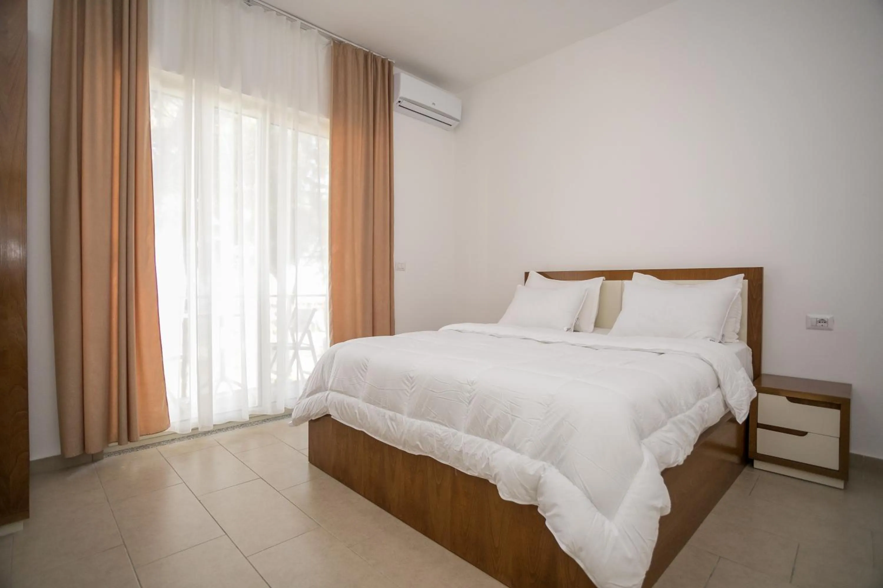 Bed in KOMPLEKSI ROYAL