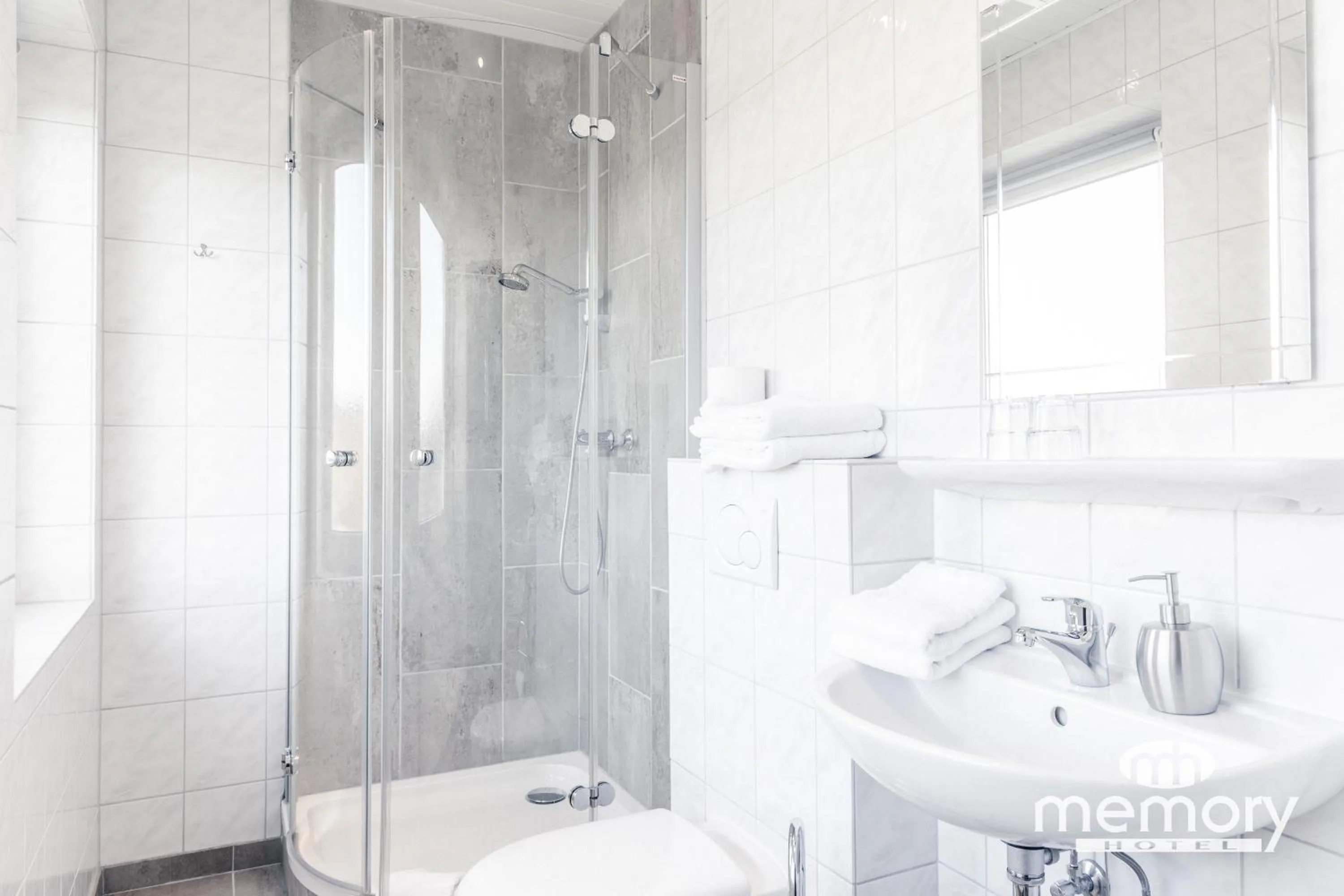 Bathroom in Memory Hotel