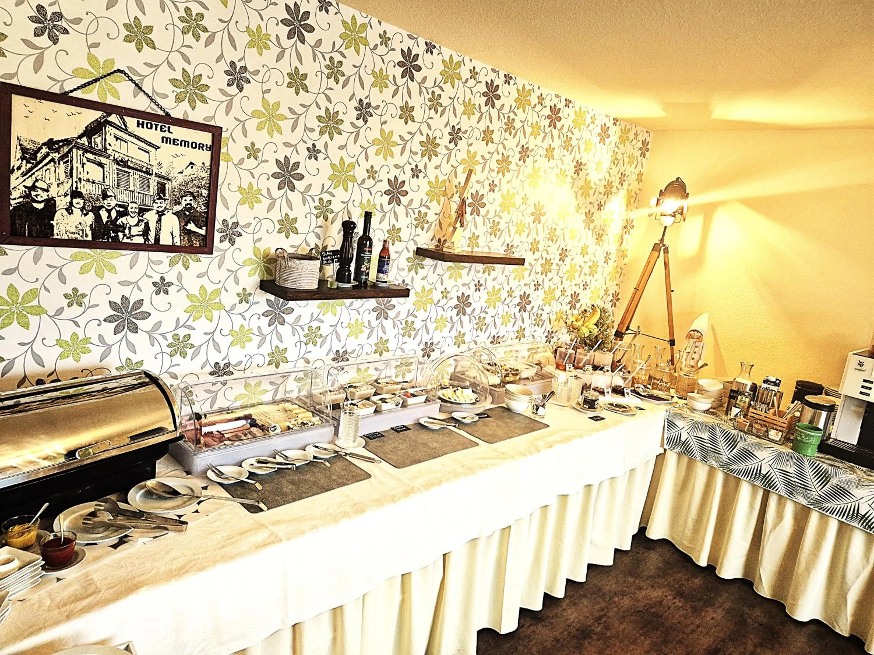 Breakfast in Memory Hotel