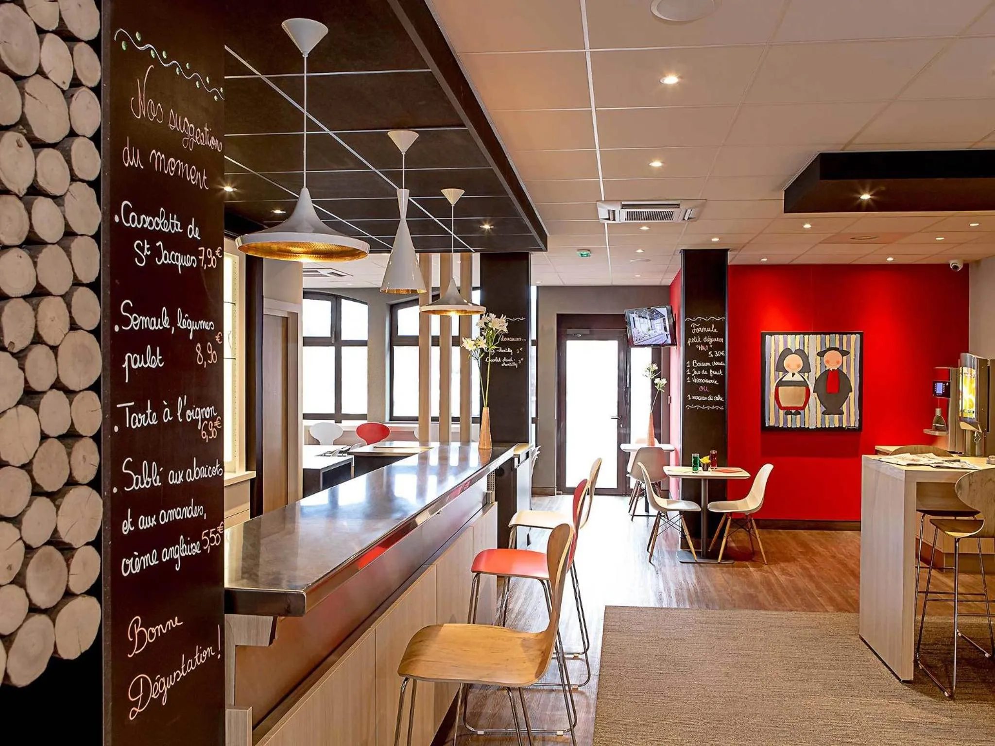 Lounge or bar in ibis Colmar Centre
