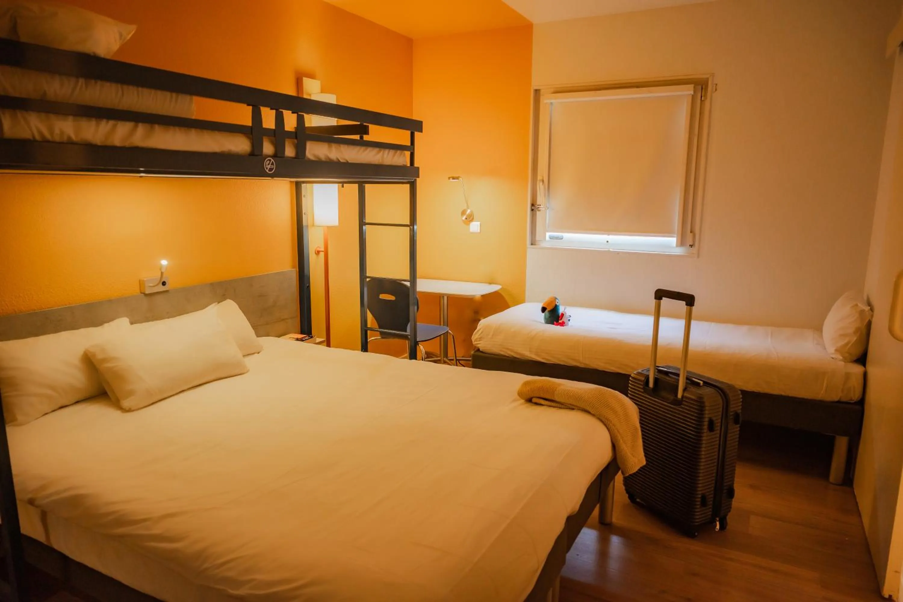 Family, Bed in ibis Budget Colmar Centre Gare