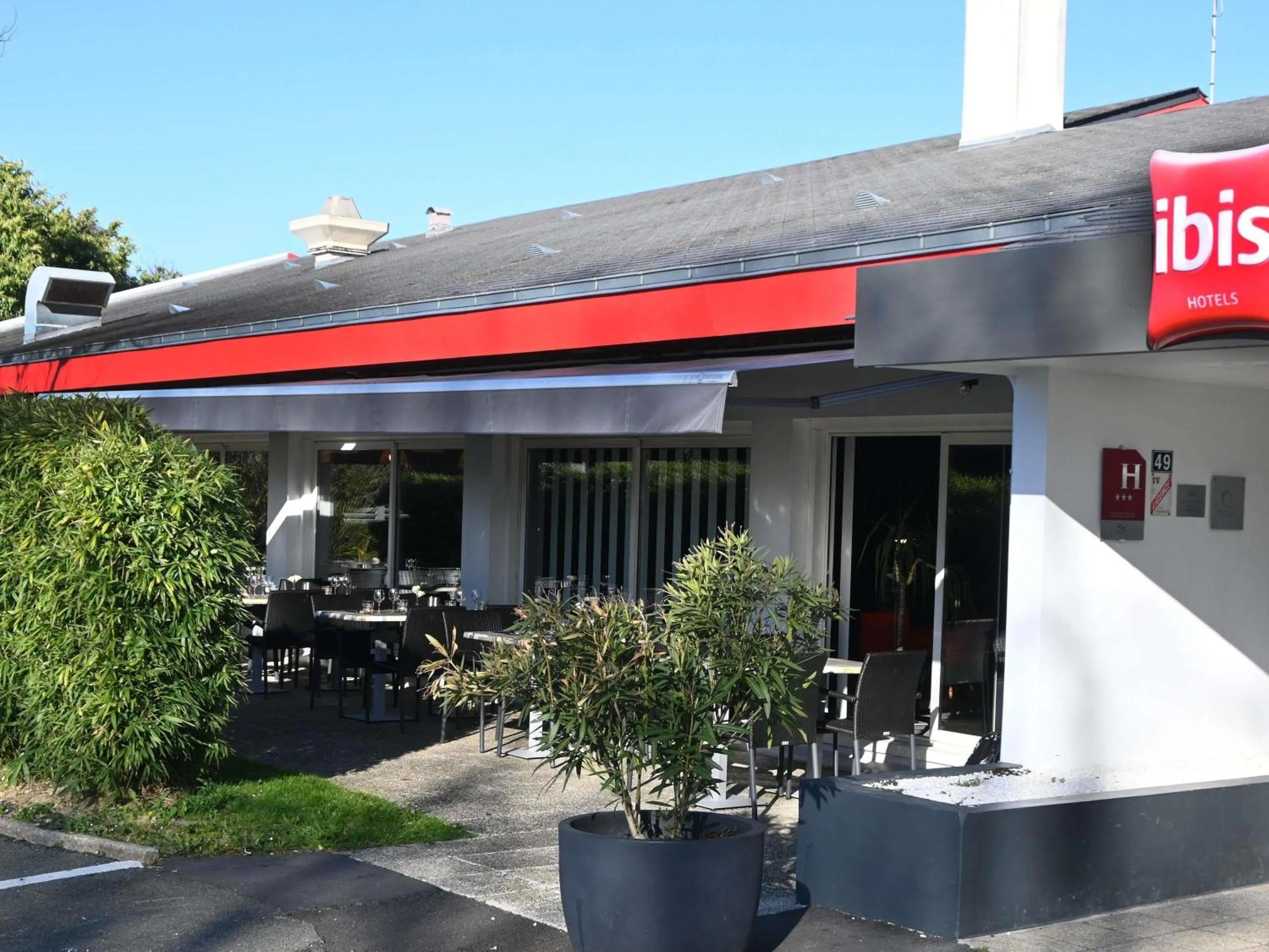 Breakfast in hotelF1 Laval