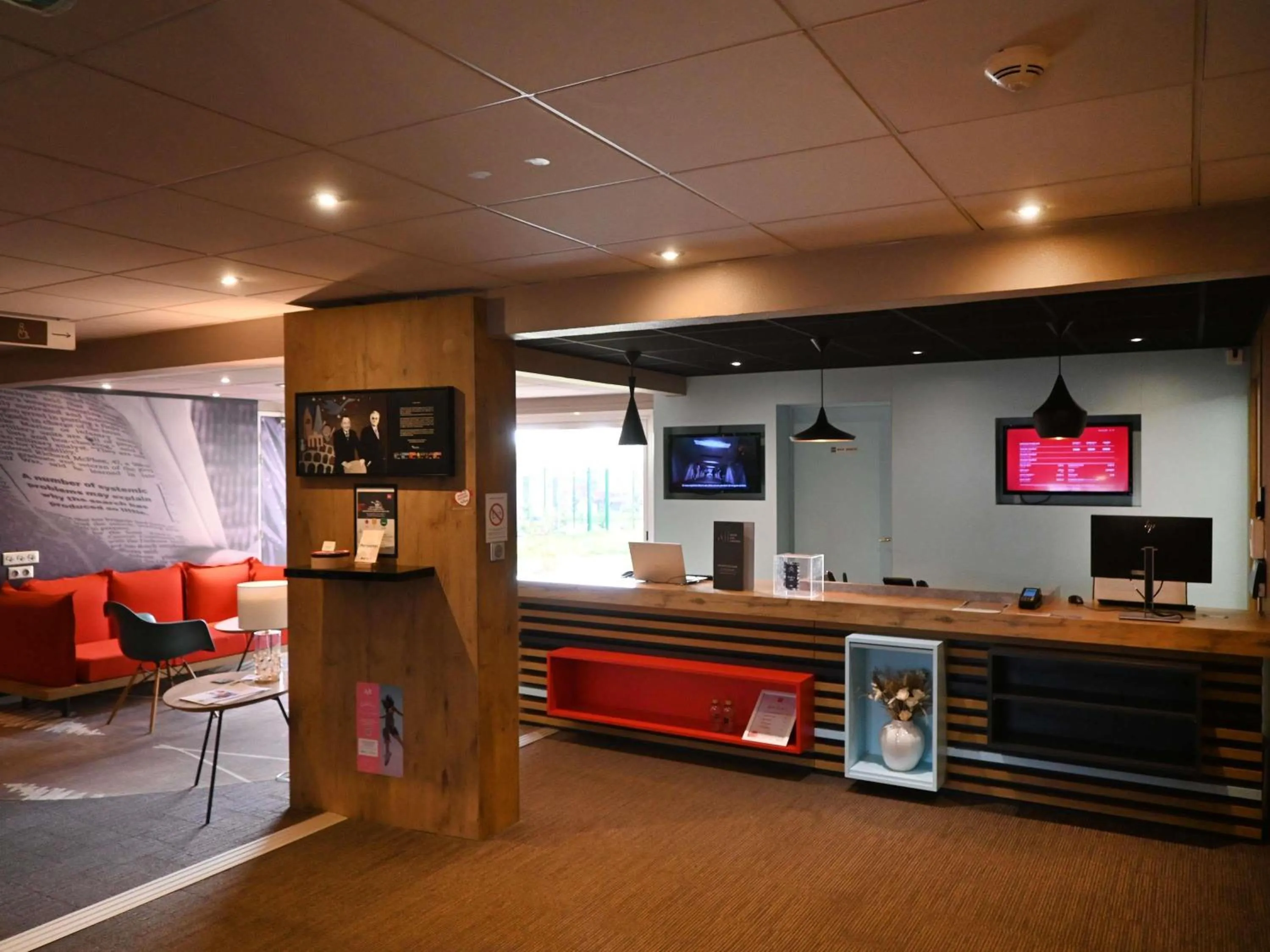 Property building in ibis Laval Le Relais D'Armor