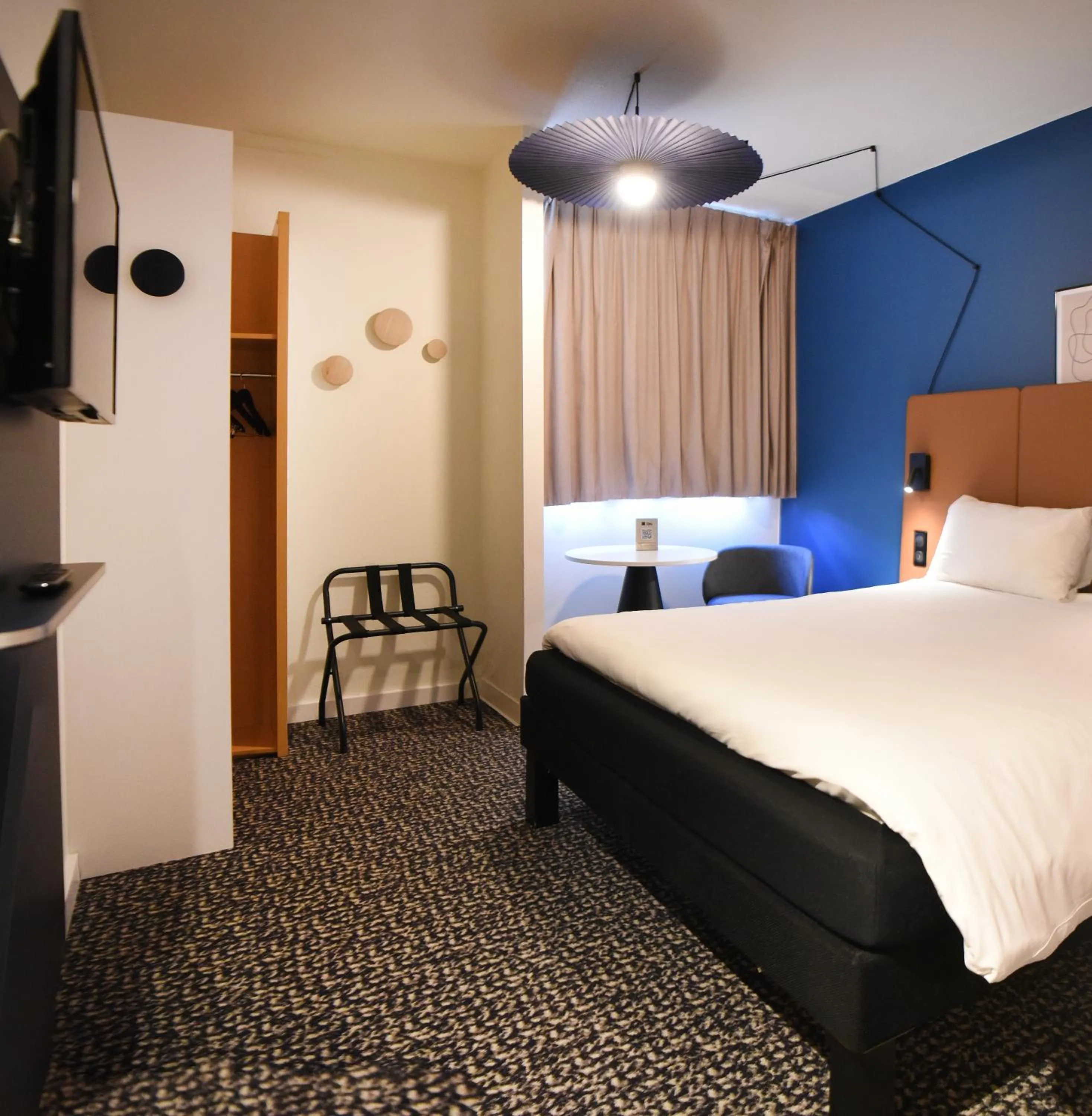 Bed in ibis Laval Le Relais D'Armor