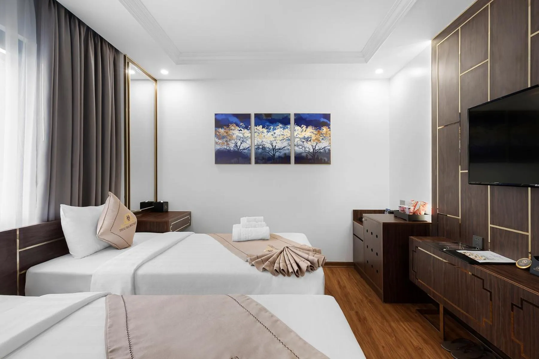 Photo of the whole room, Bed in Thai Ha Boutique Hotel