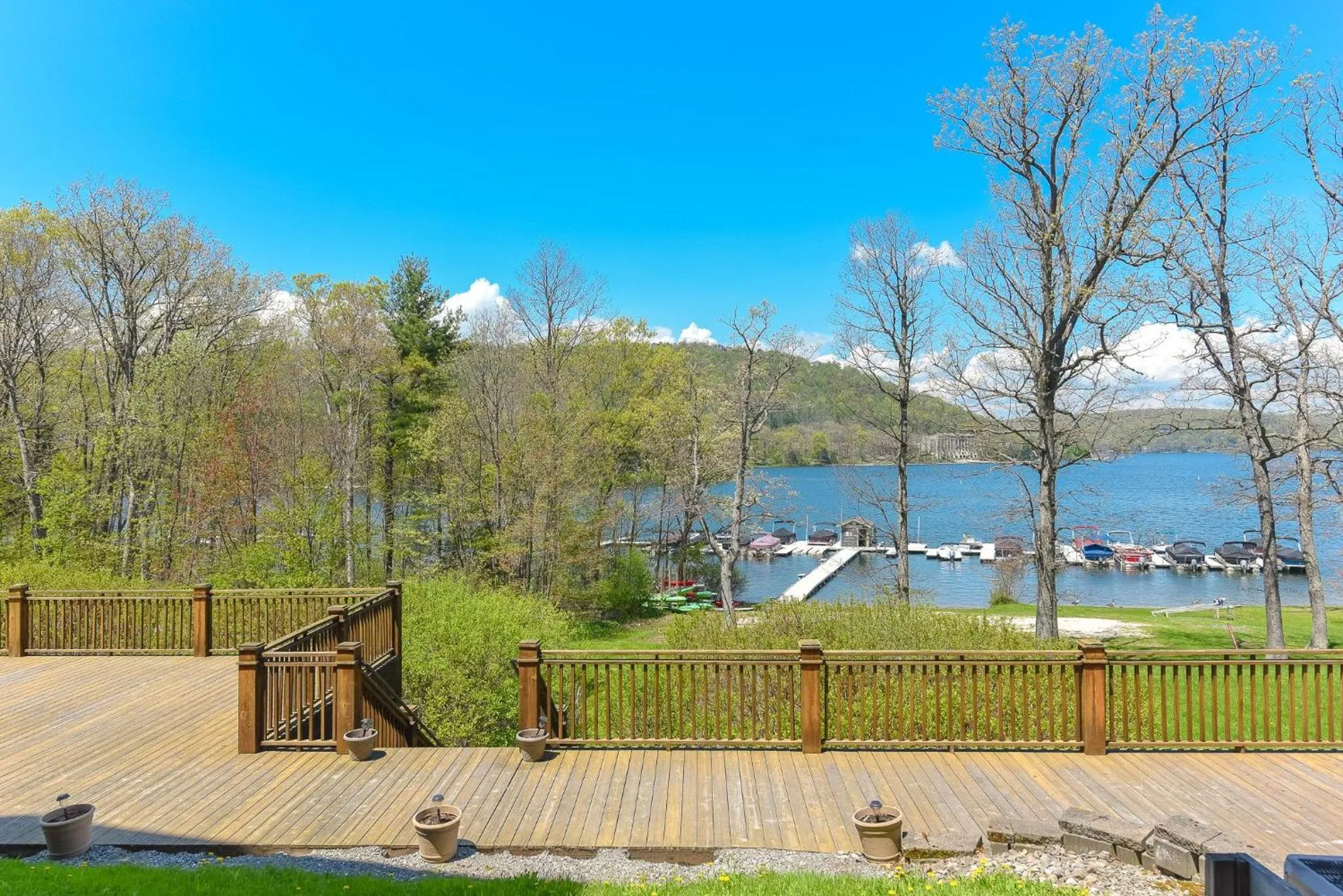 A115 One Bedroom Lake View