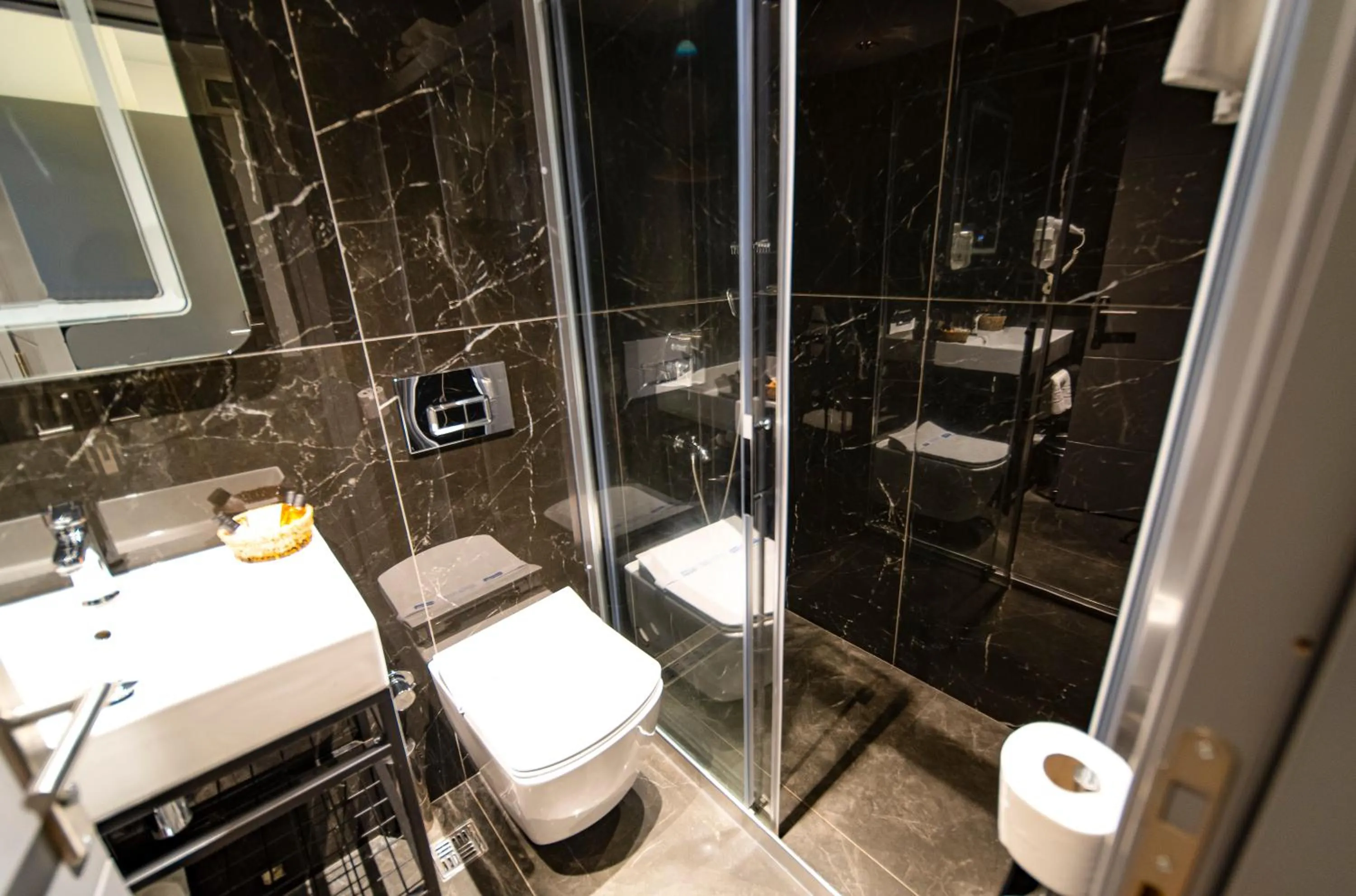 Bathroom in Sea Palm Otel Yalıkavak