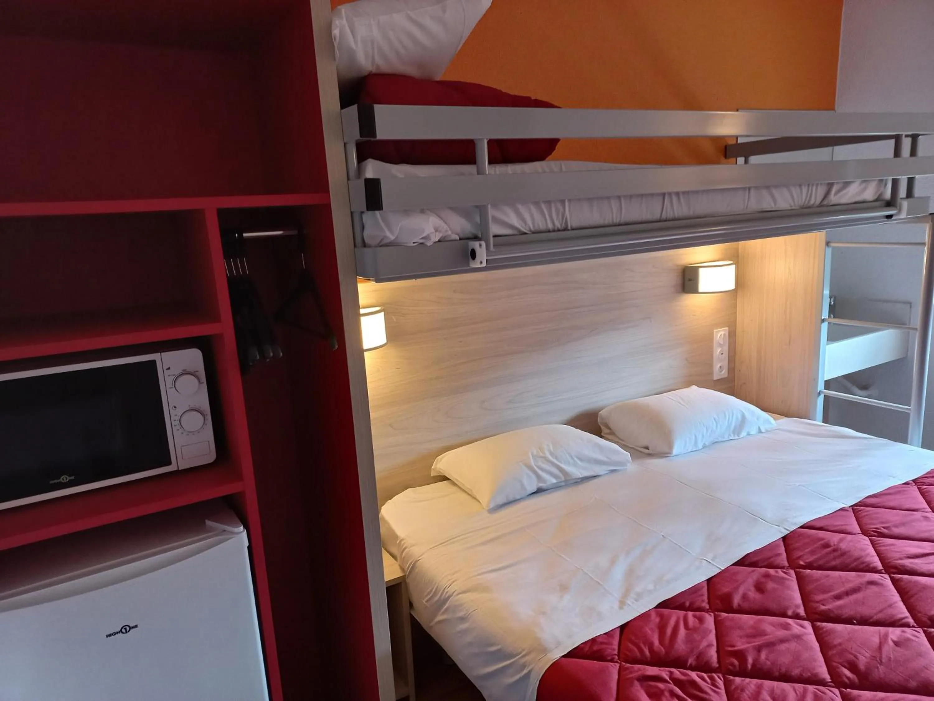 bunk bed, Bed in Premiere Classe Evry Sud - Mennecy