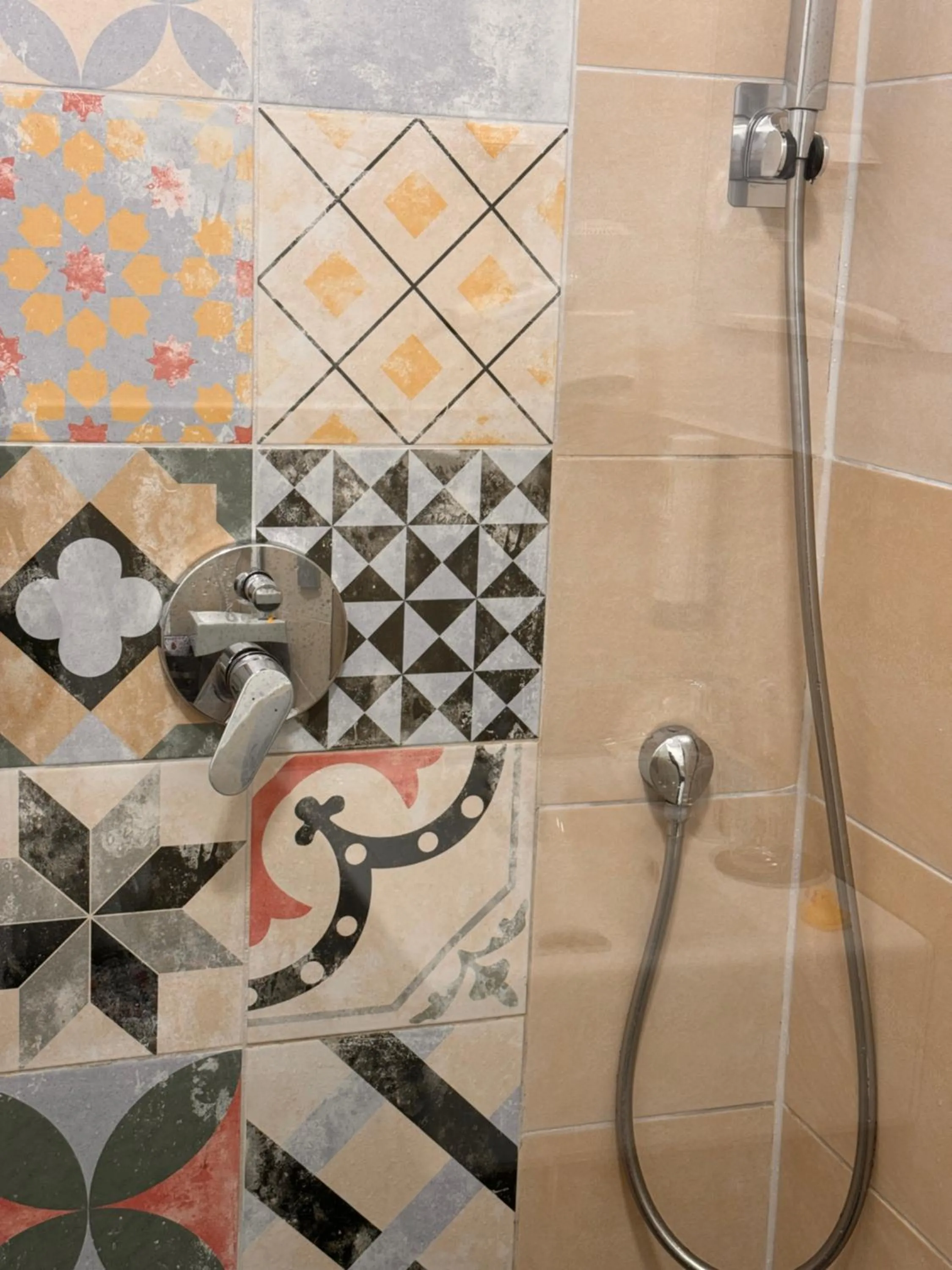 Shower in Amical Hotel Hagen - Am Hauptbahnhof