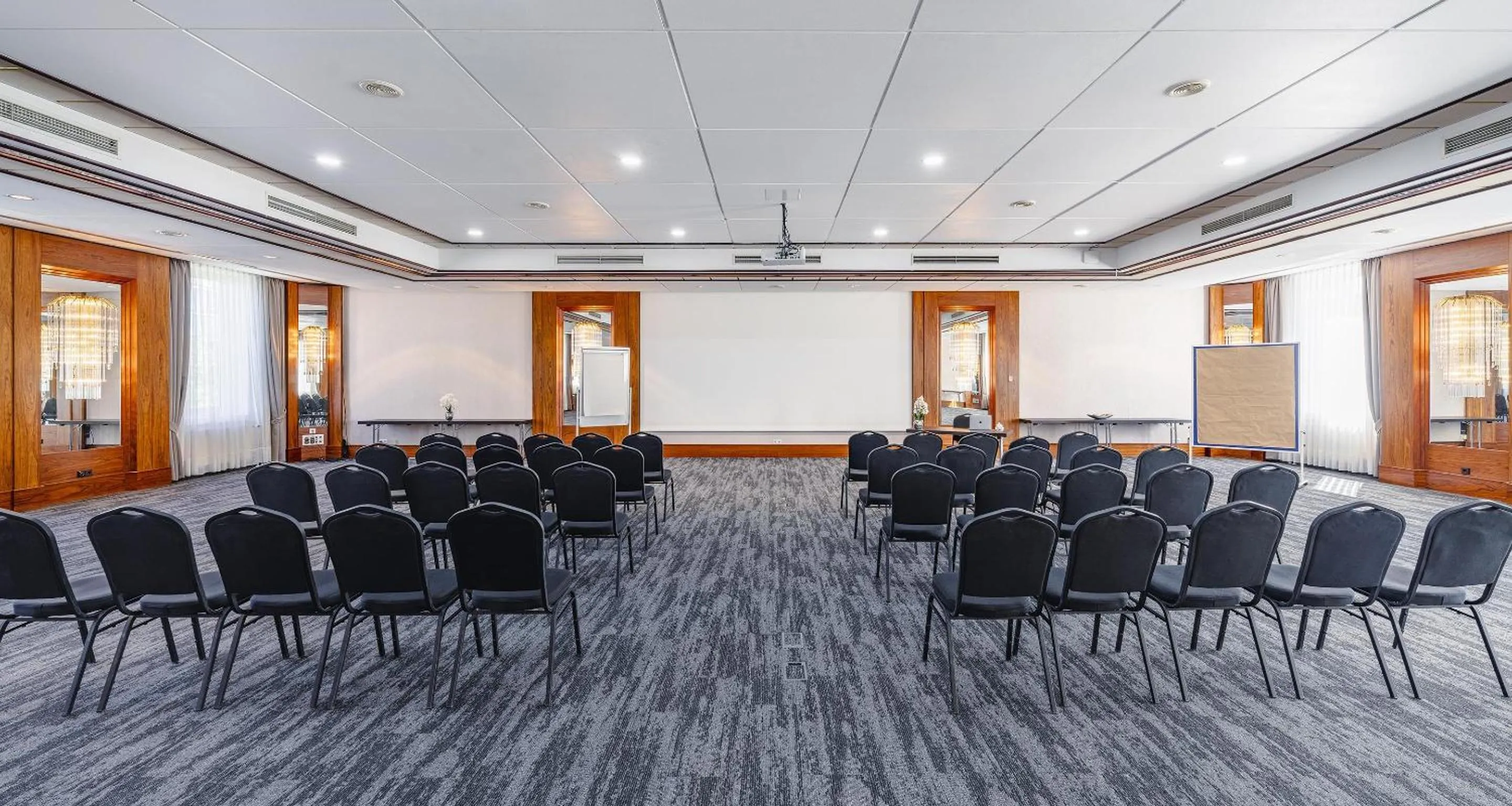 Meeting/conference room in Best Western Plus Plaza Hotel Darmstadt