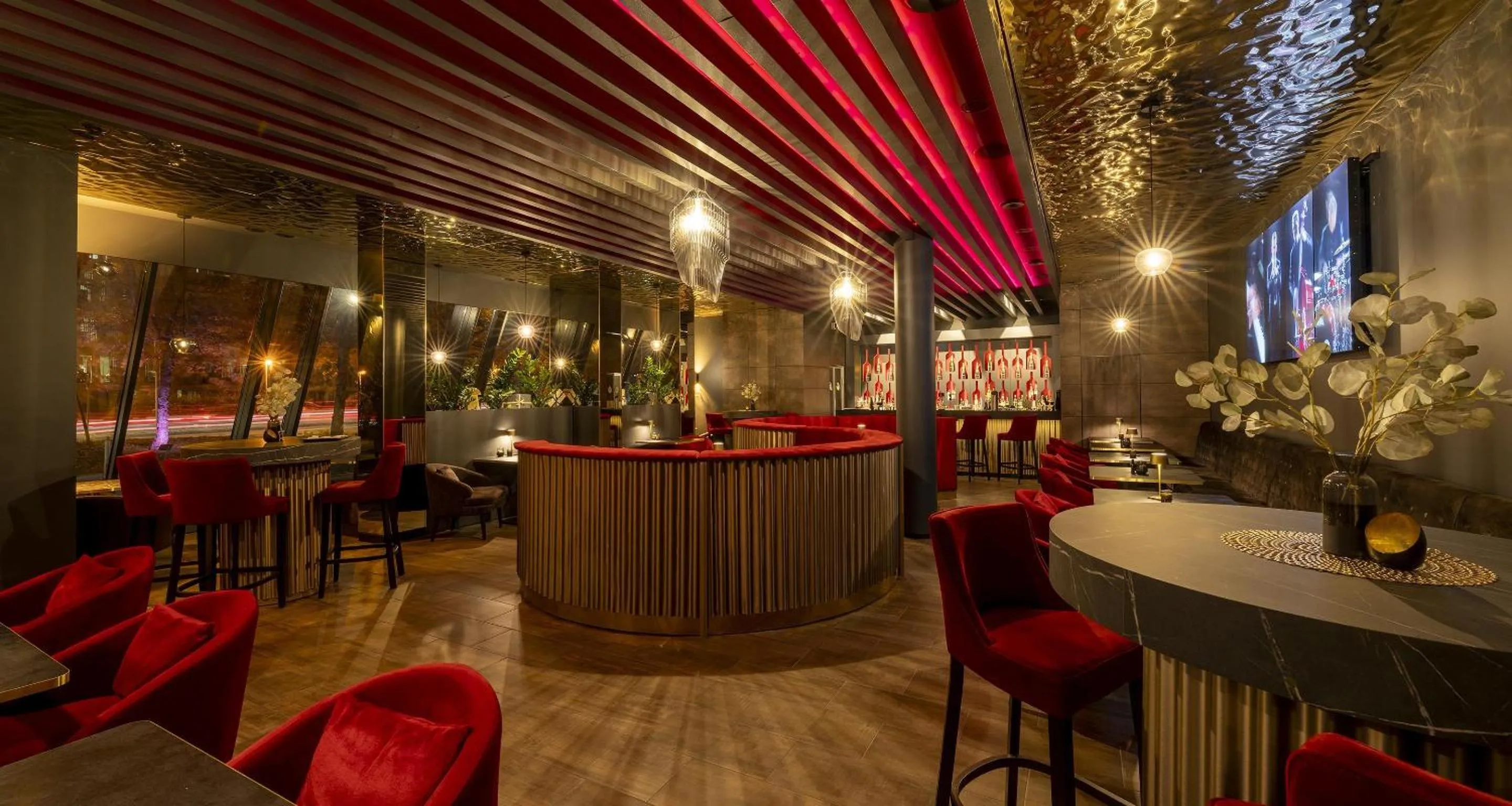 Lounge or bar in Best Western Plus Plaza Hotel Darmstadt