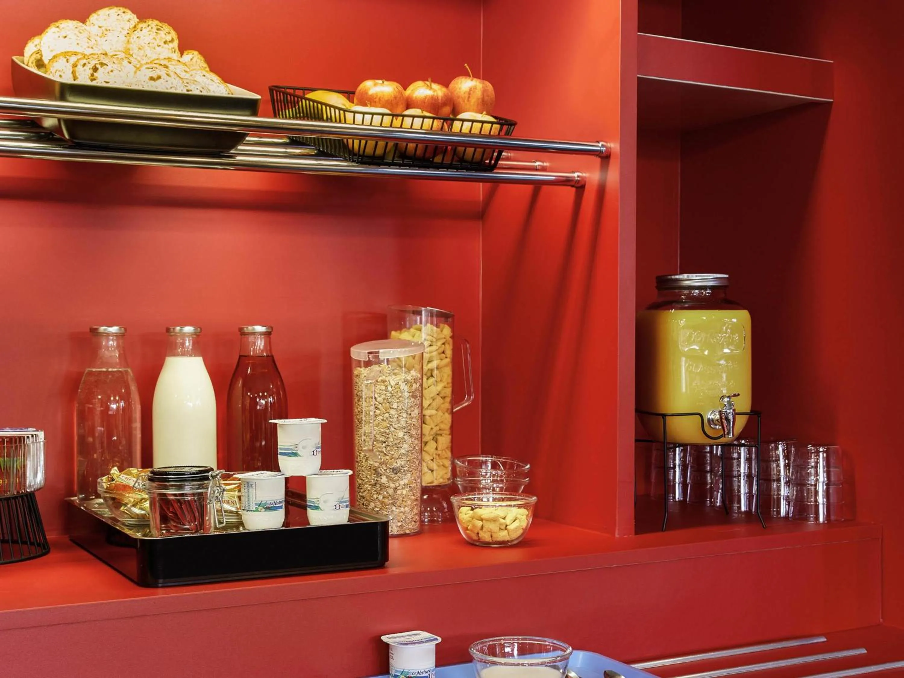 Breakfast in hotelF1 Saverne Monswiller