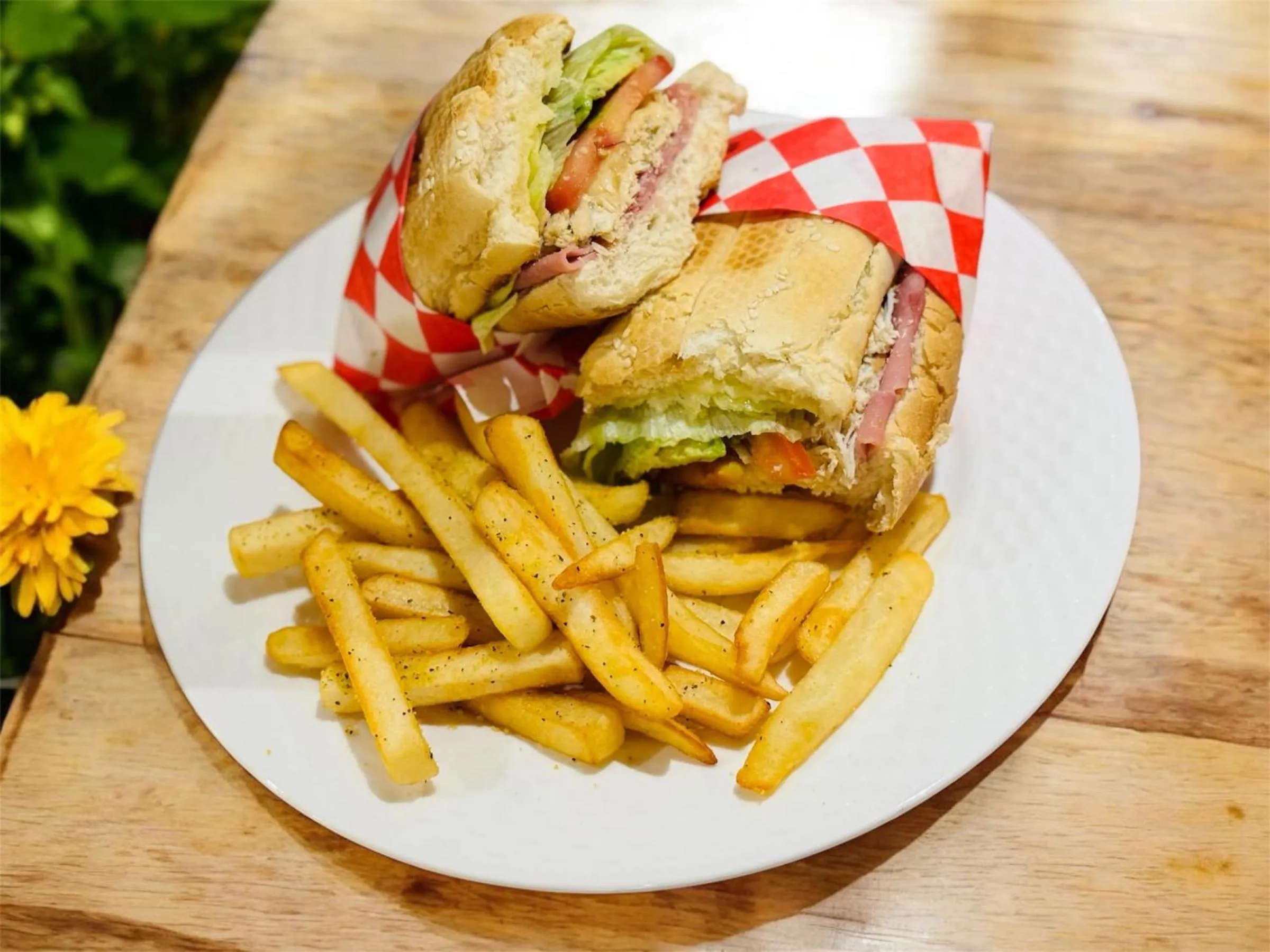 Breakfast in Capital O Hotel Jazuli