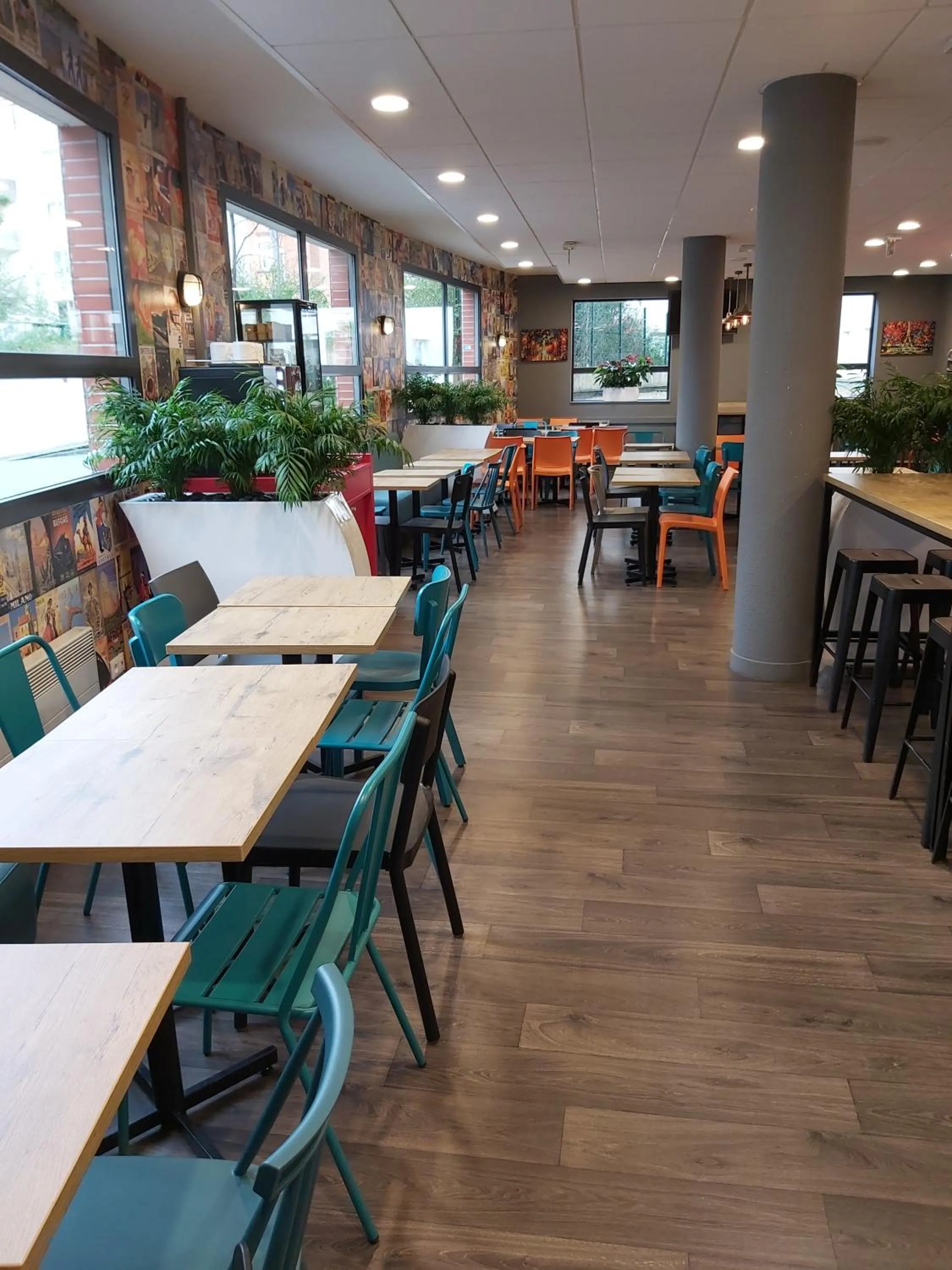 Restaurant/places to eat in hotelF1 Paris Porte de Montreuil