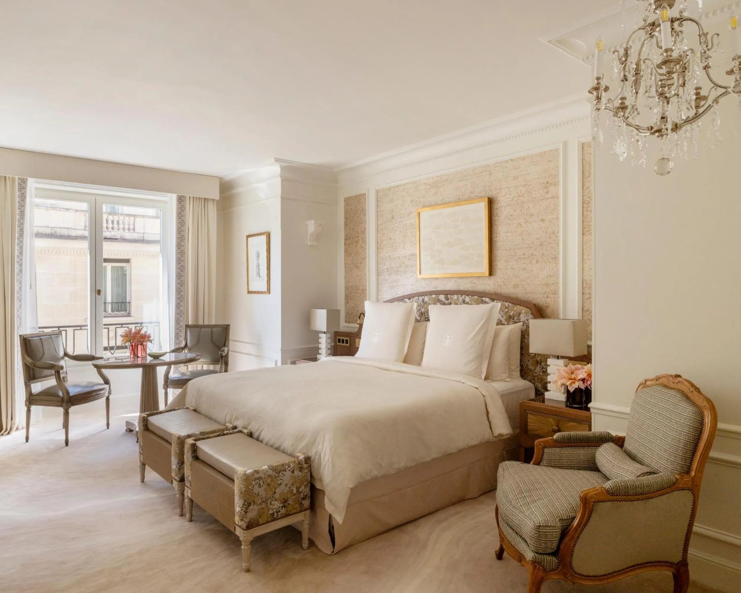 Bed in Four Seasons Hotel George V Paris