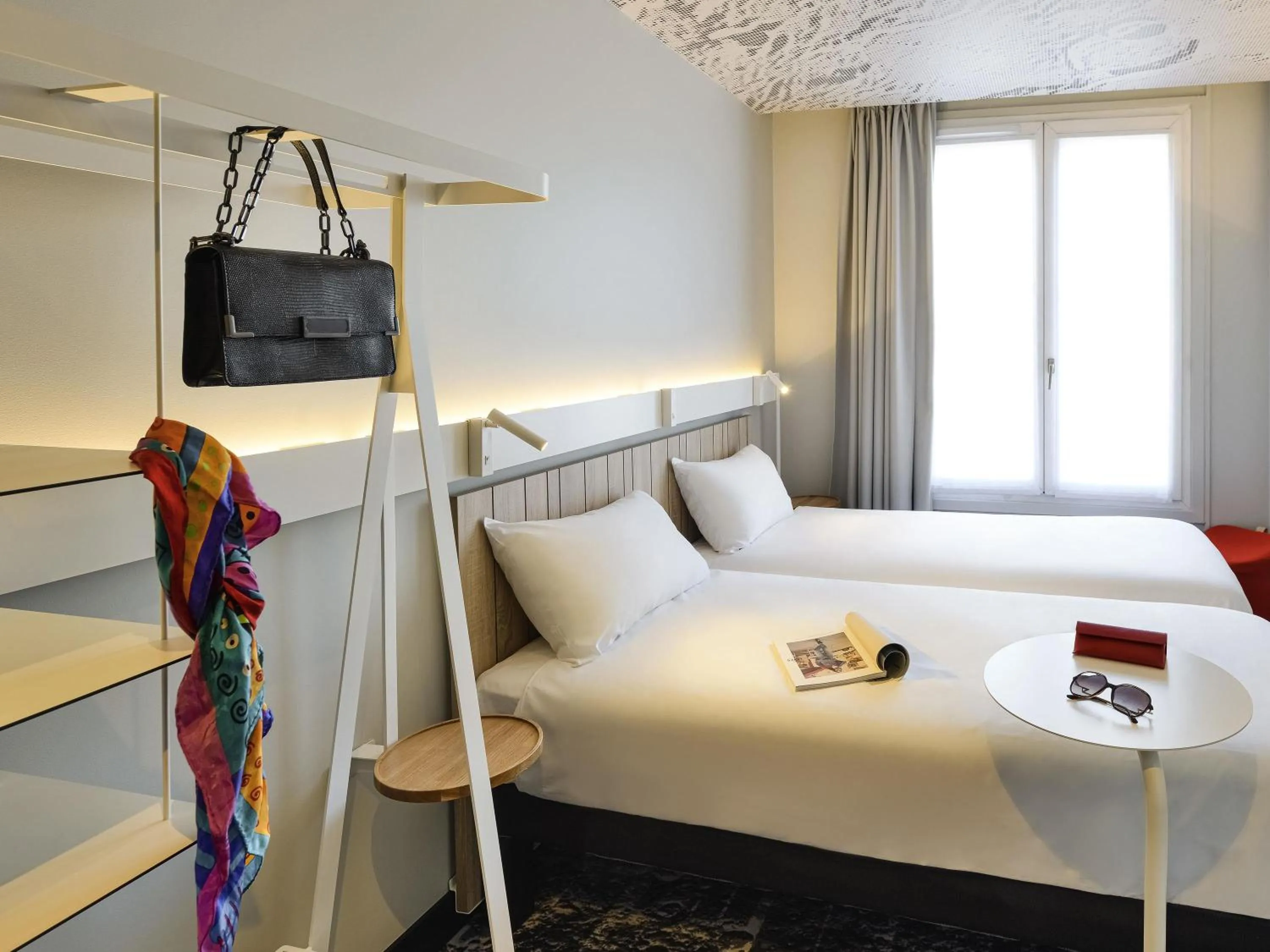 Bedroom, Bed in ibis Paris Gare De L Est 10ème