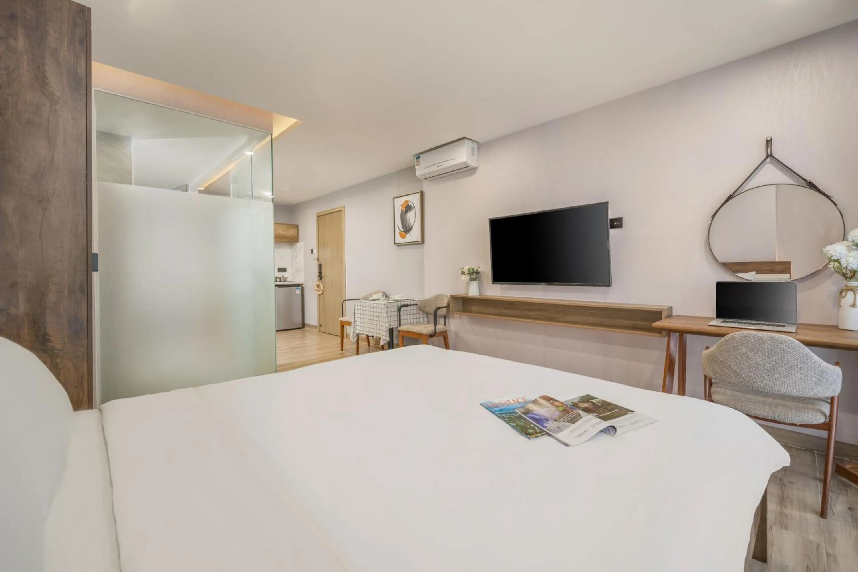 Bedroom, Bed in Mons Boutique Hotel & Apartment